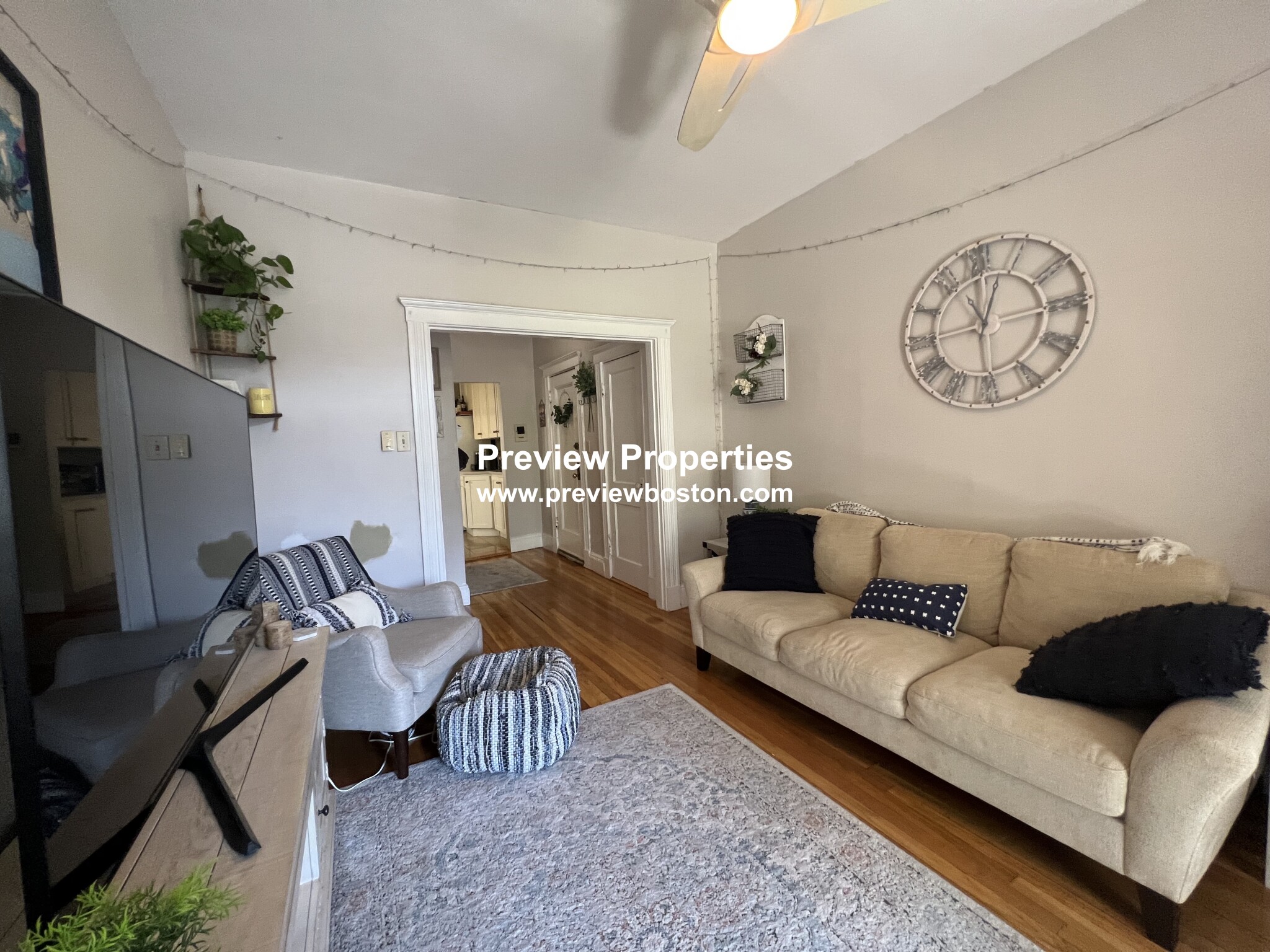 29 Mount Hood Rd, Brighton