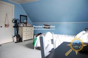 26 Verndale St, Coolidge Corner