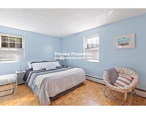 59 Bynner St, Jamaica Plain