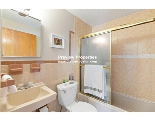 59 Bynner St, Jamaica Plain