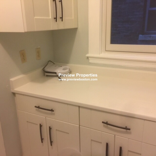 128 Glenville Ave, Allston