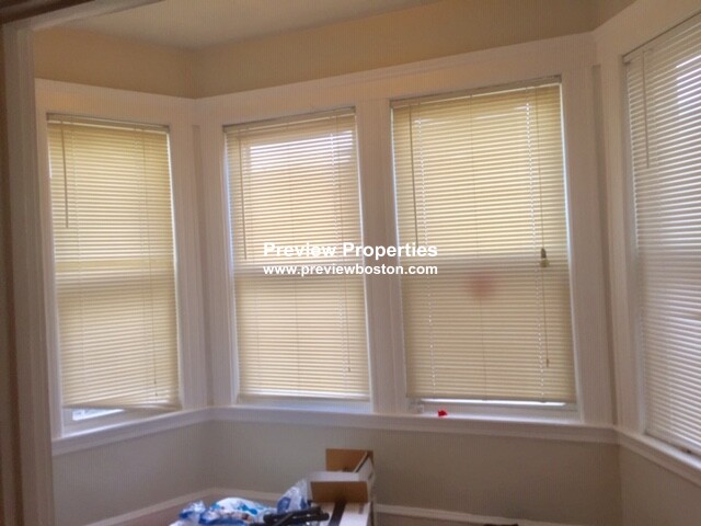 128 Glenville Ave, Allston