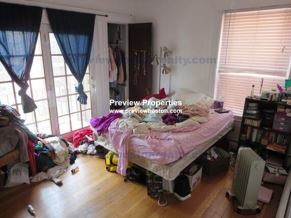 47 Strathmore Rd, Brighton