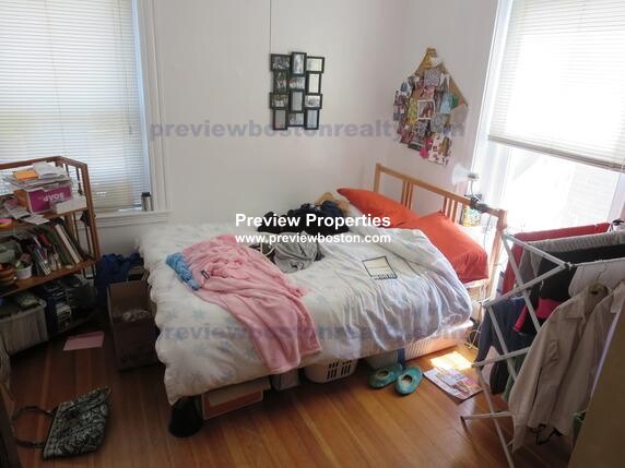 47 Strathmore Rd, Brighton