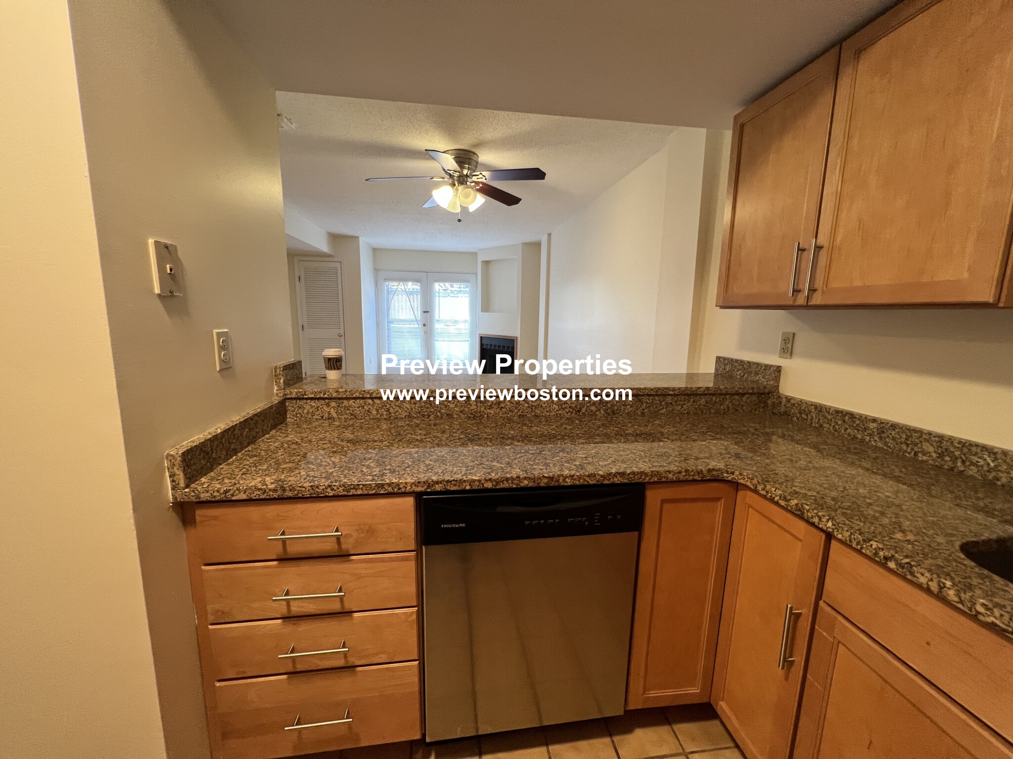 345 Franklin St, Central Square