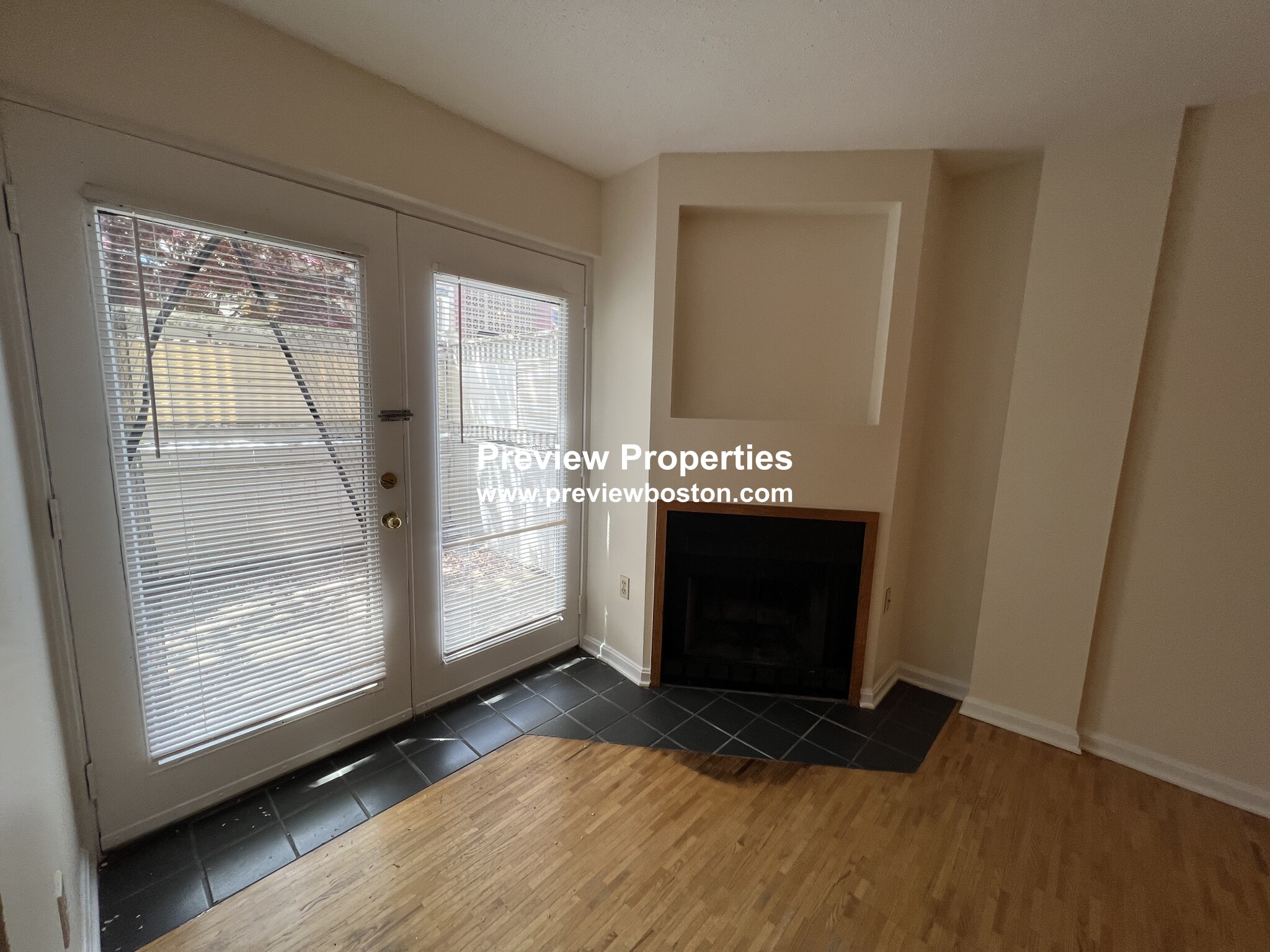 345 Franklin St, Central Square