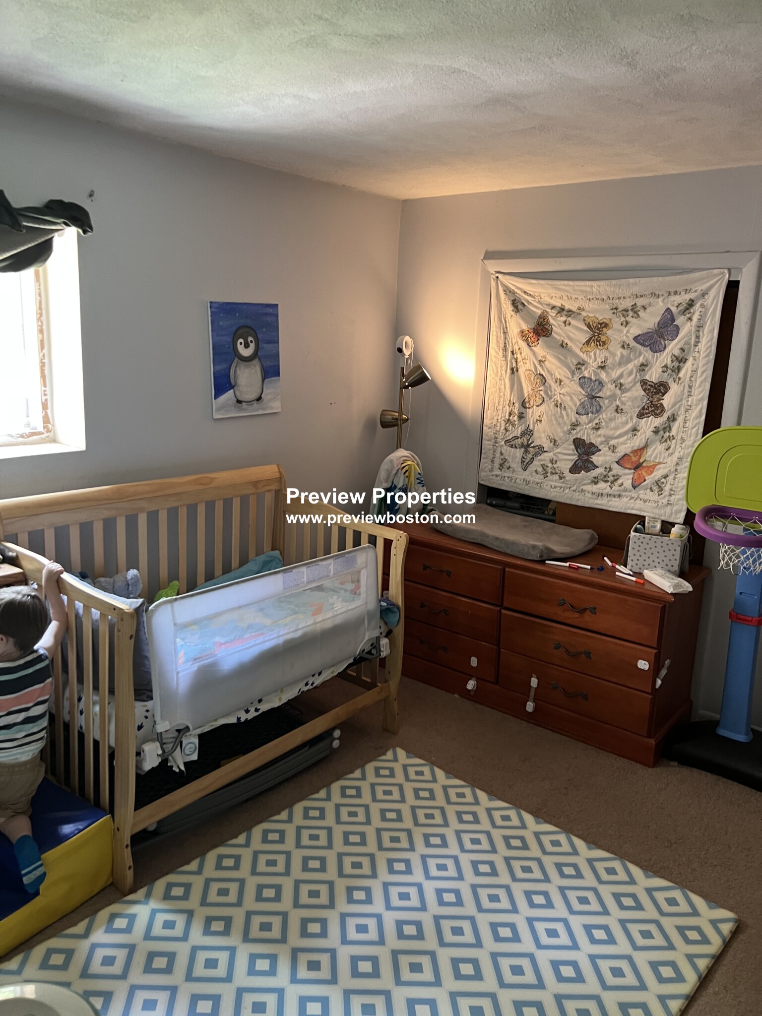 35 Westgate Rd, Chestnut Hill