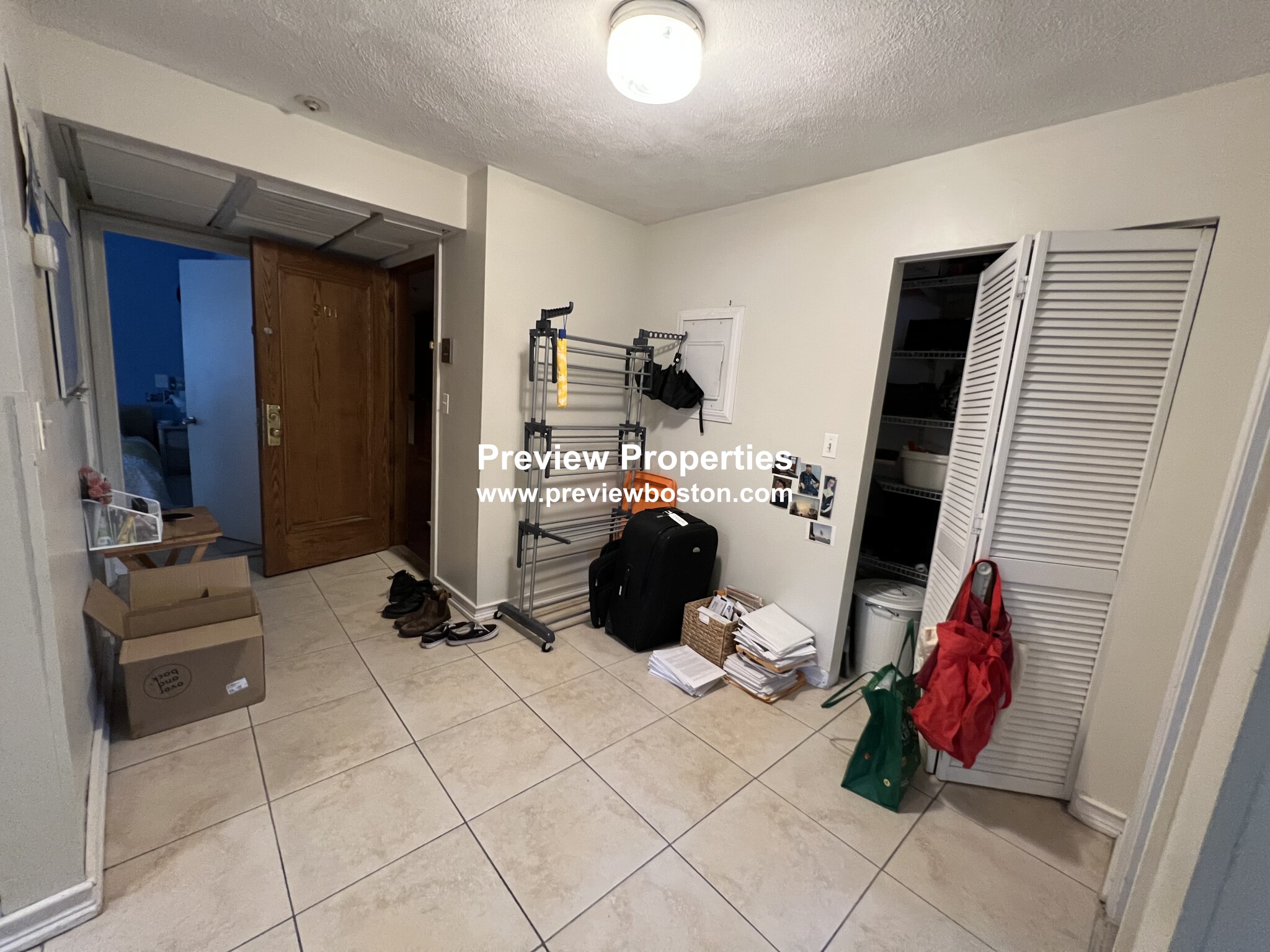 1427 Commonwealth Ave, Allston