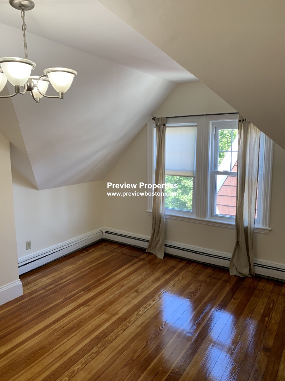 41 Newcastle Rd, Brighton