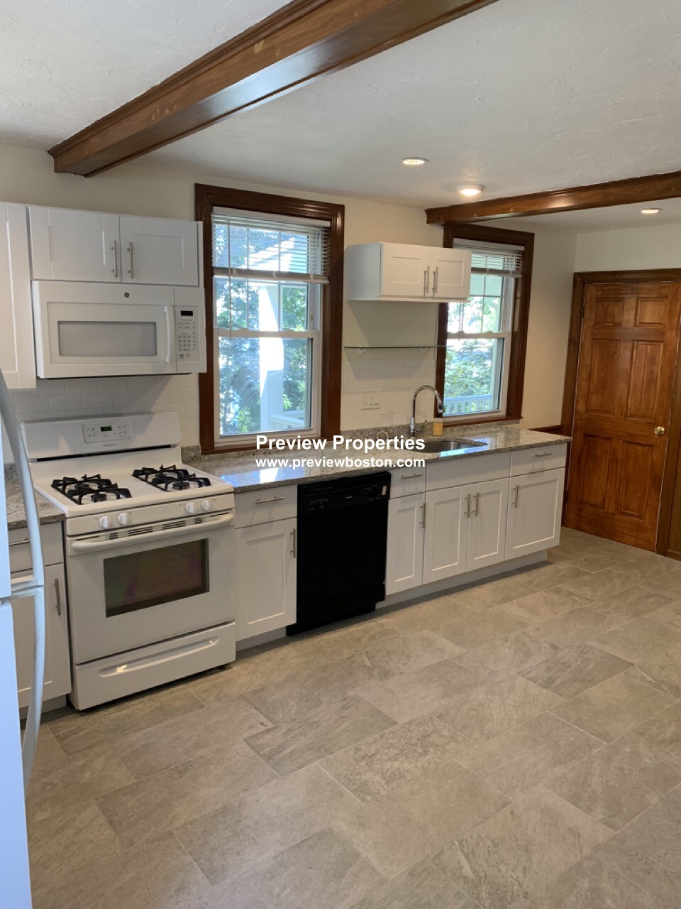 41 Newcastle Rd, Brighton