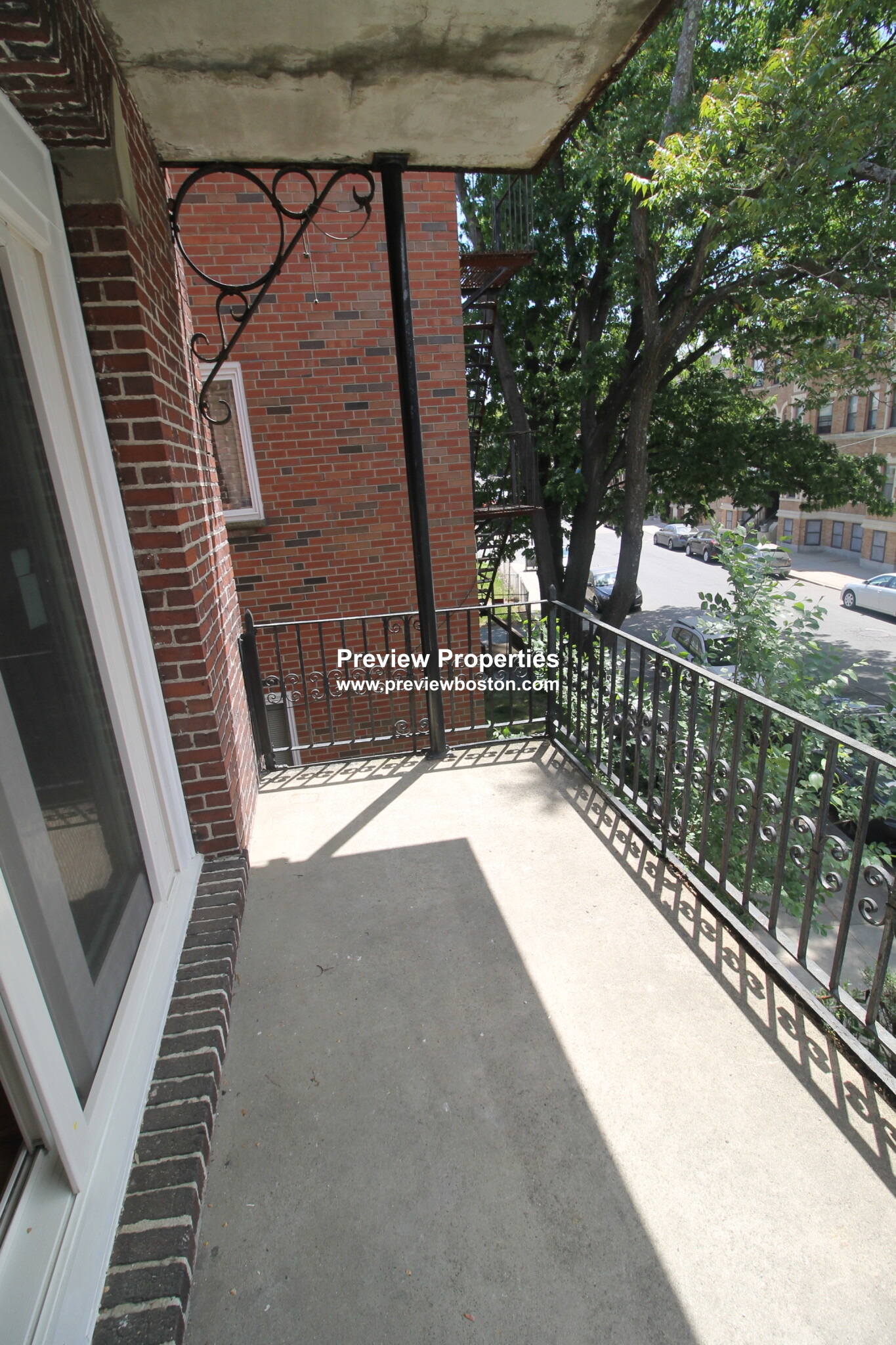 194 Kelton St, Allston