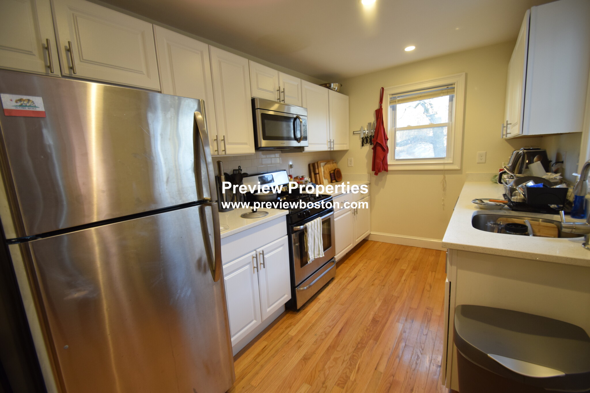 4 School St, Roxbury