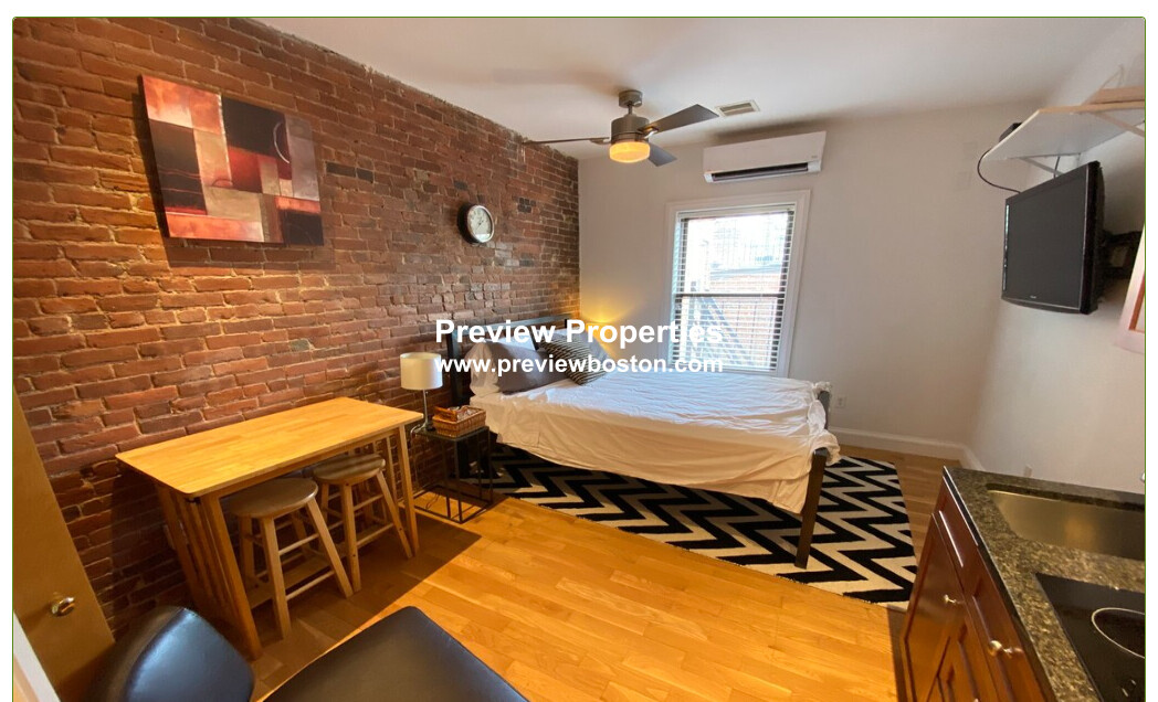 476 Columbus Ave, South End