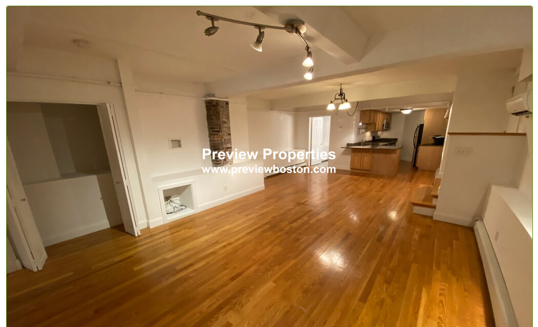 476 Columbus Ave, South End