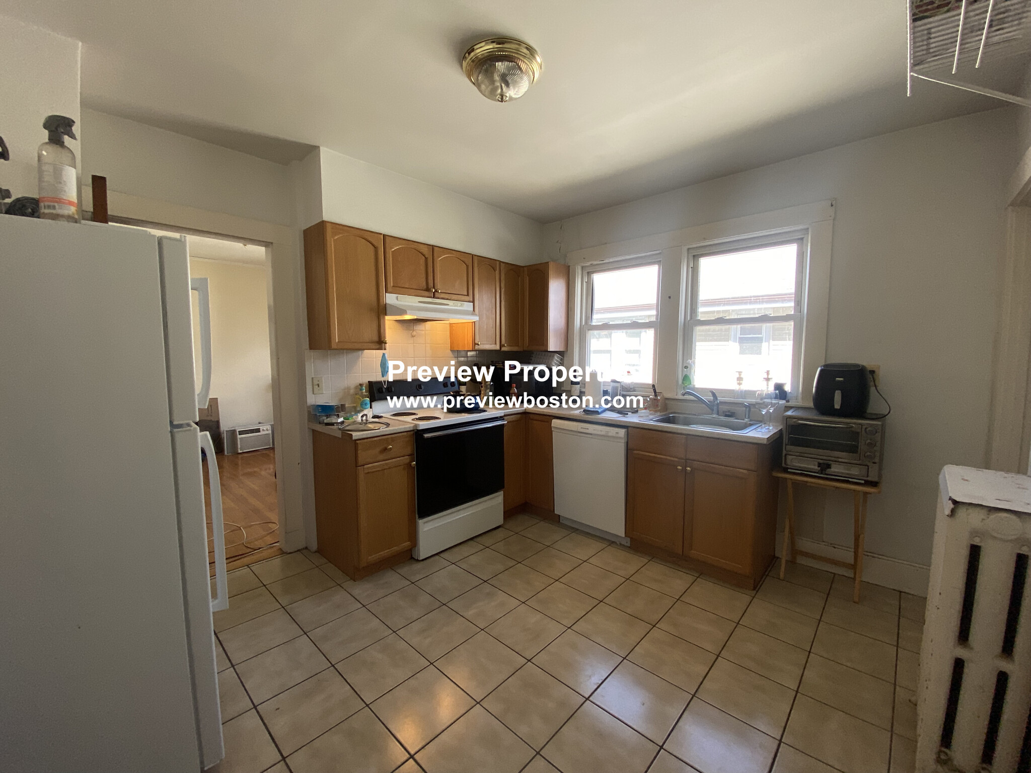 128 Washington St, Brighton