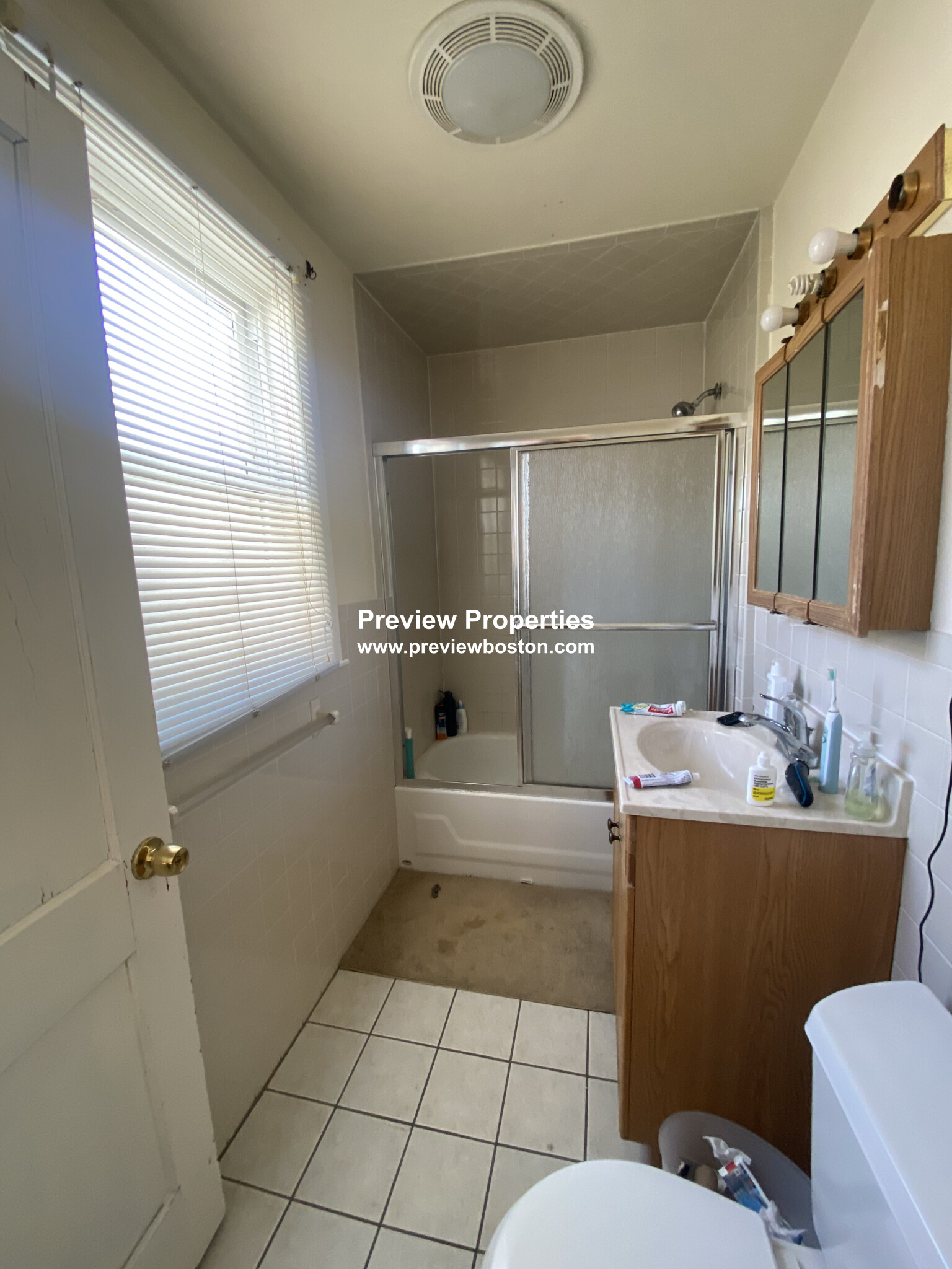 128 Washington St, Brighton