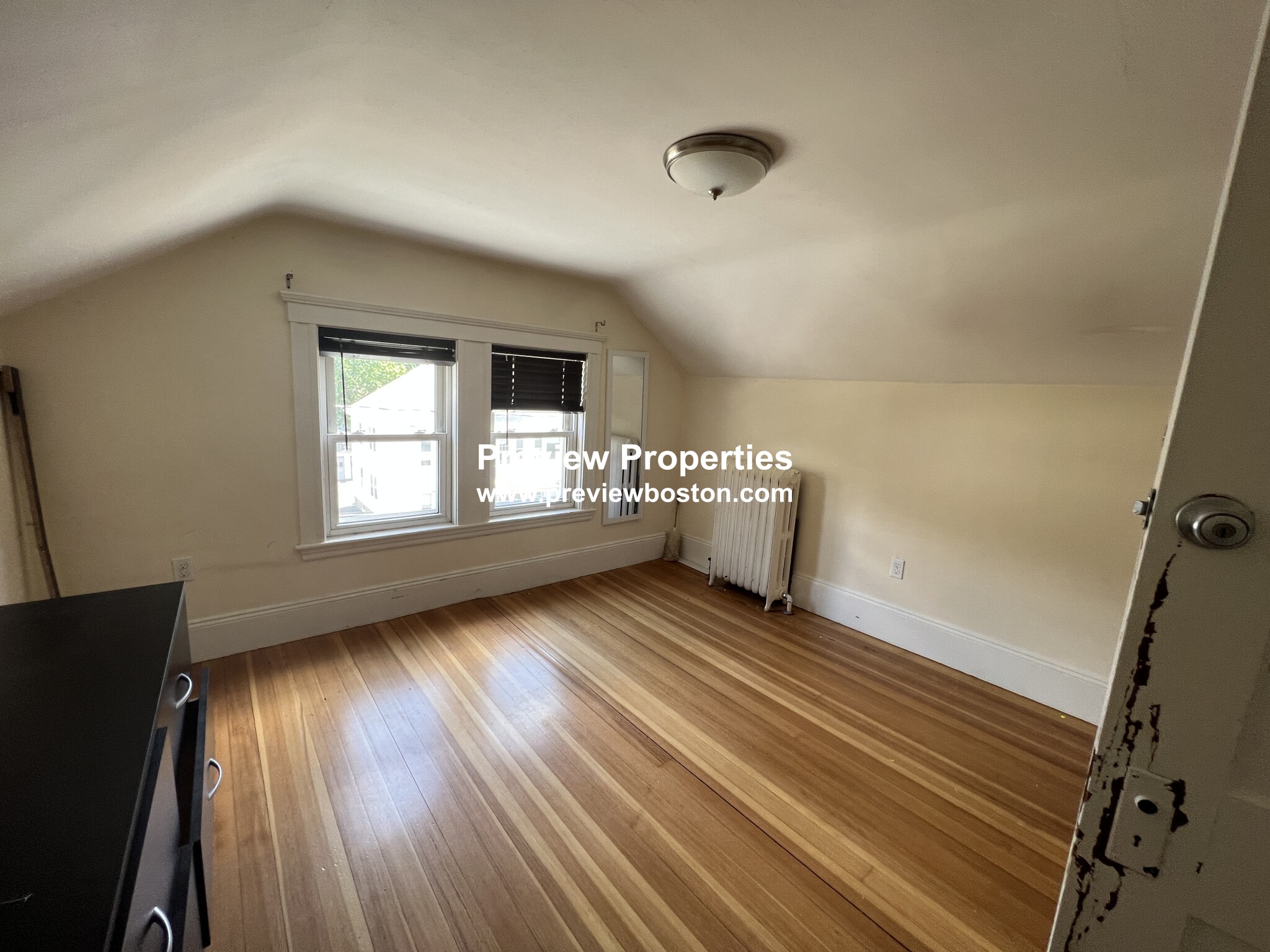 41 Hunnewell Ave, Brighton