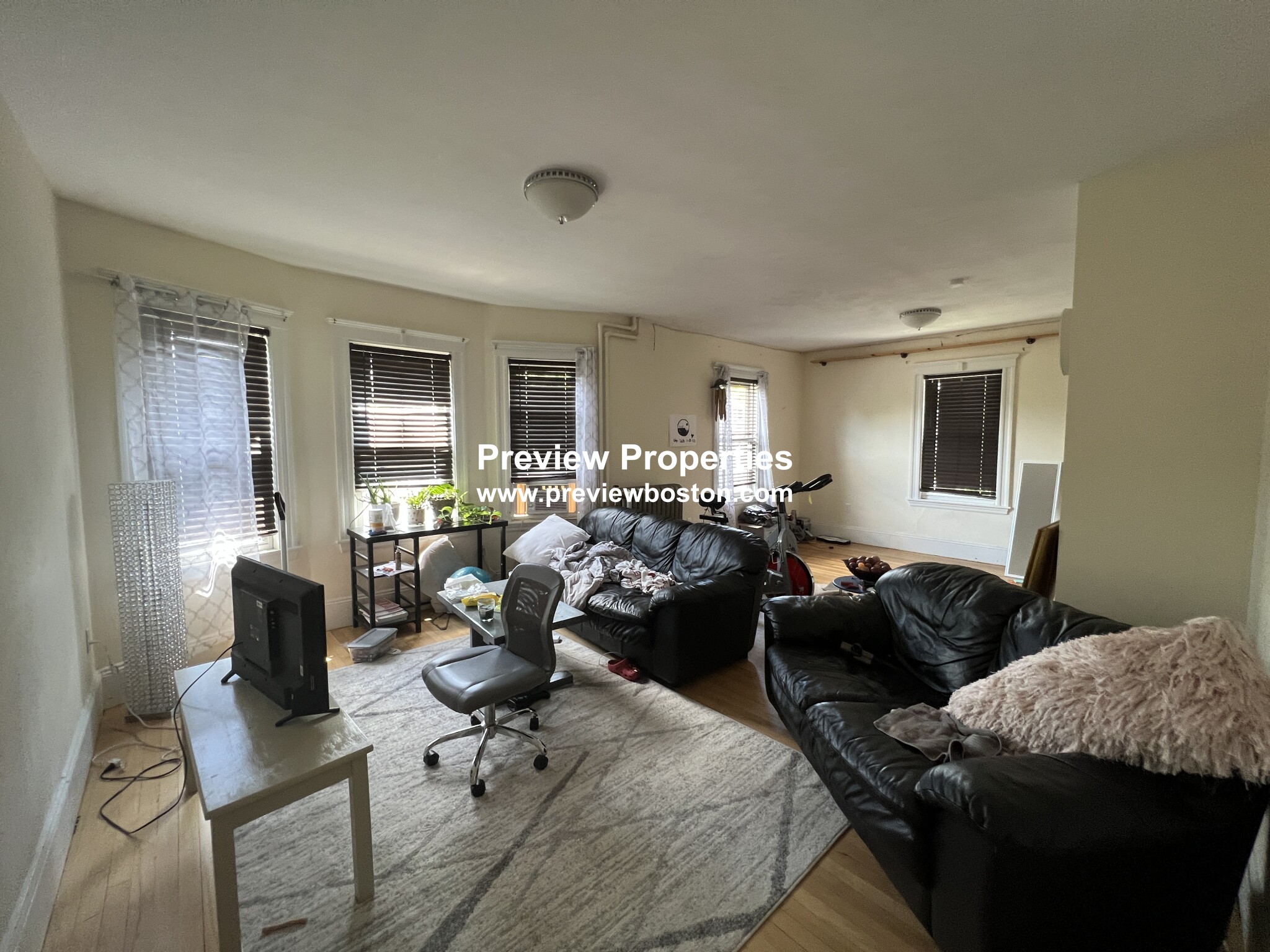 41 Hunnewell Ave, Brighton