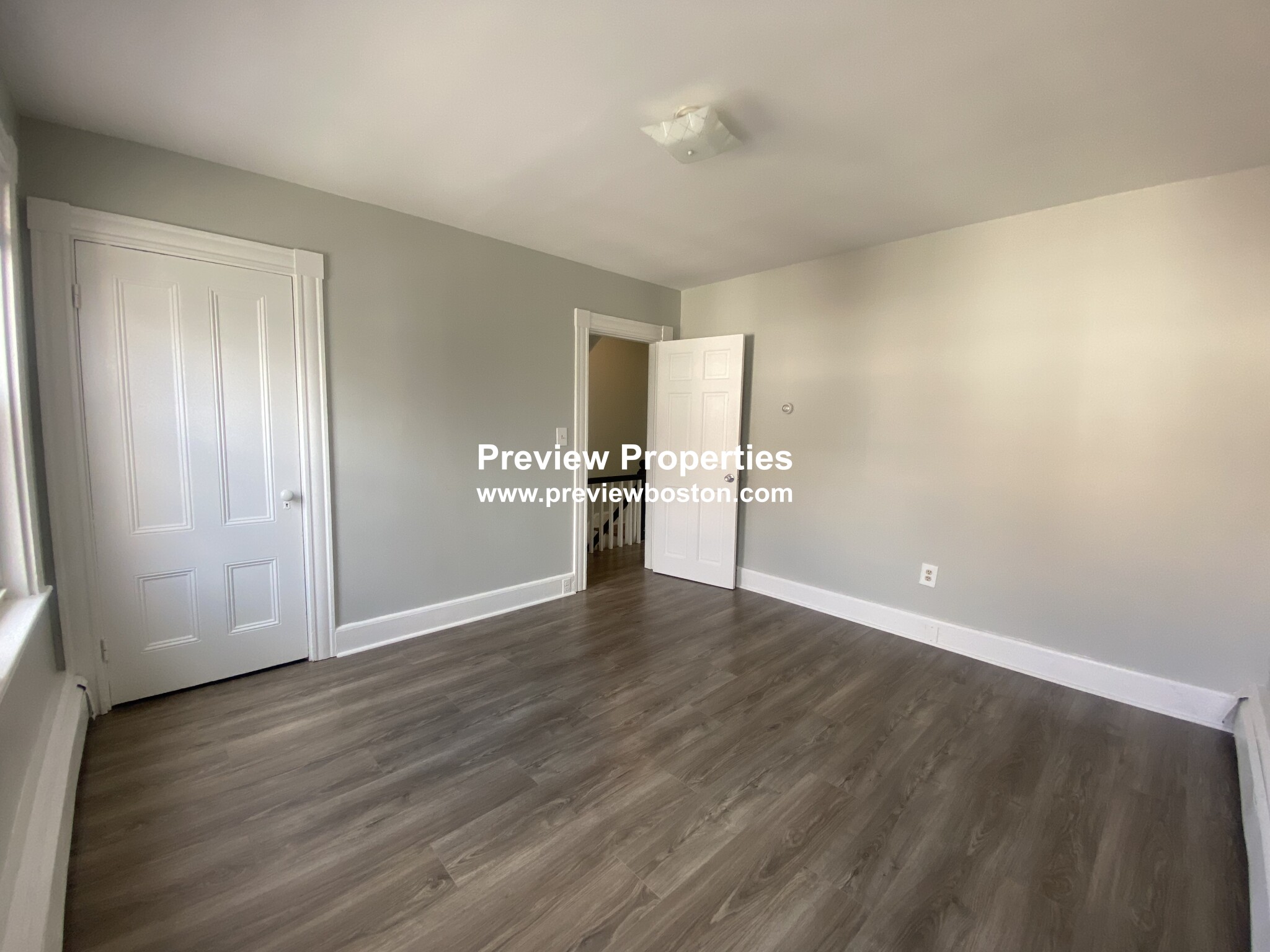 4 Swetts Ct, Watertown