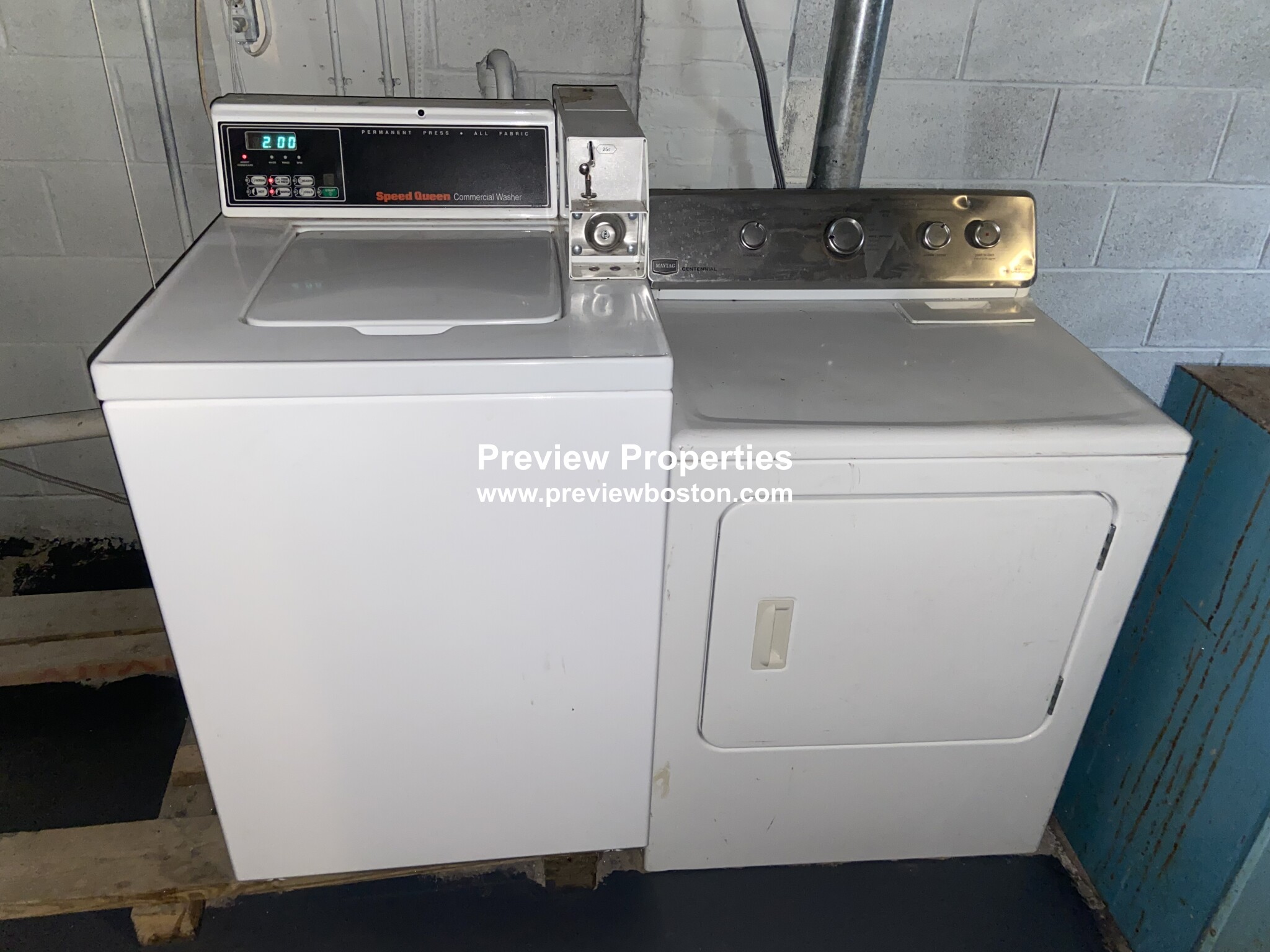 4 Swetts Ct, Watertown