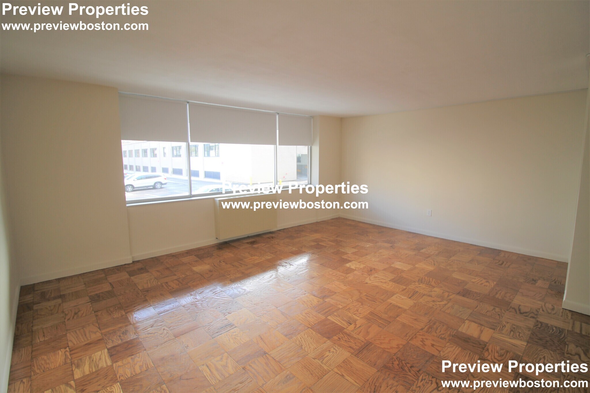 101 Monmouth St, Longwood