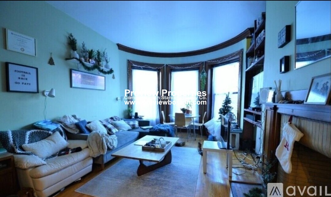 849 Beacon St, Fenway