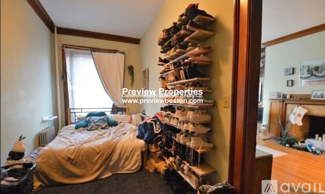 849 Beacon St, Fenway