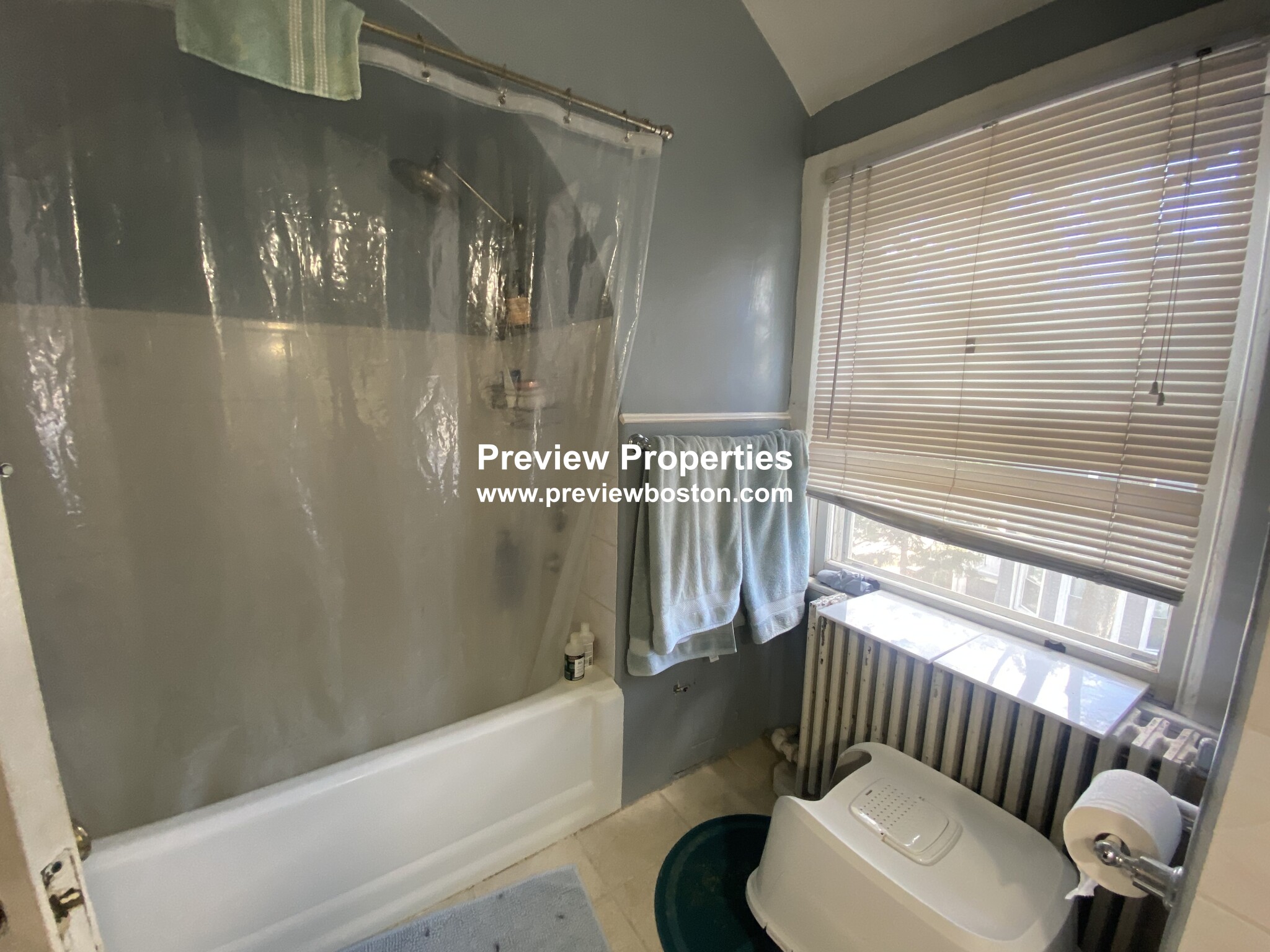 15 Braemore Rd, Brighton