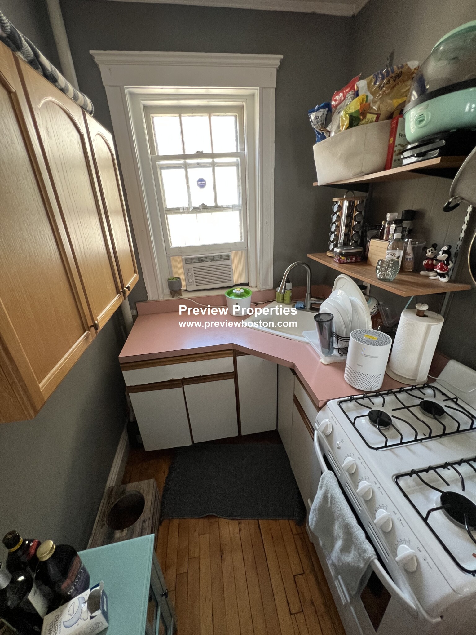 1572 Commonwealth Ave, Brighton