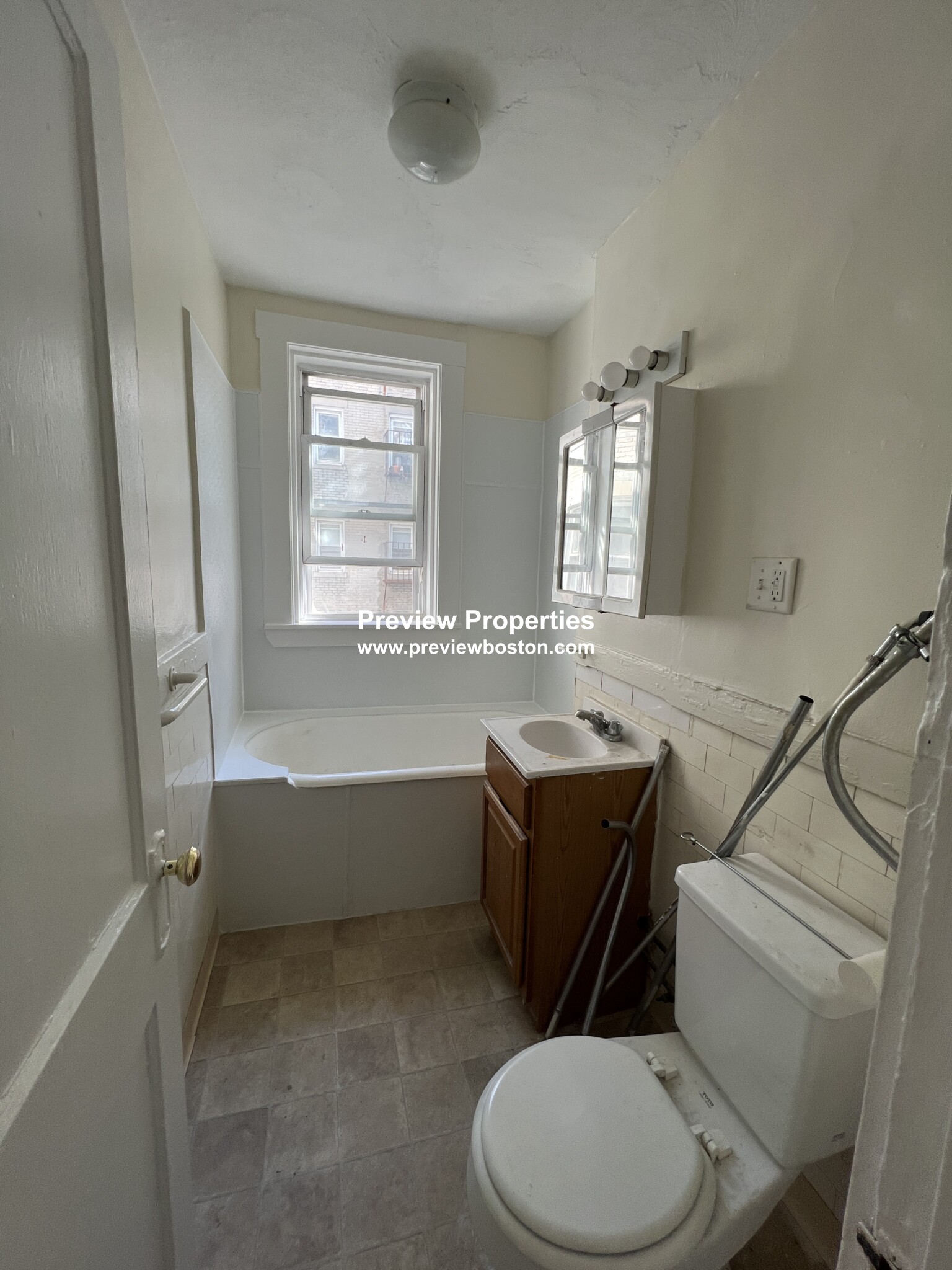 1179 Boylston St, Fenway