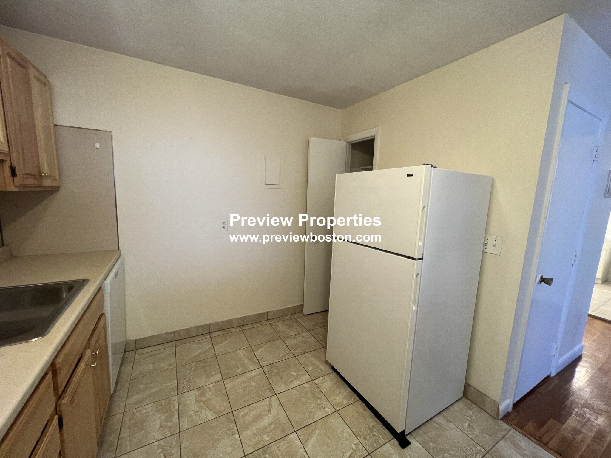 75 Gardner St, Allston