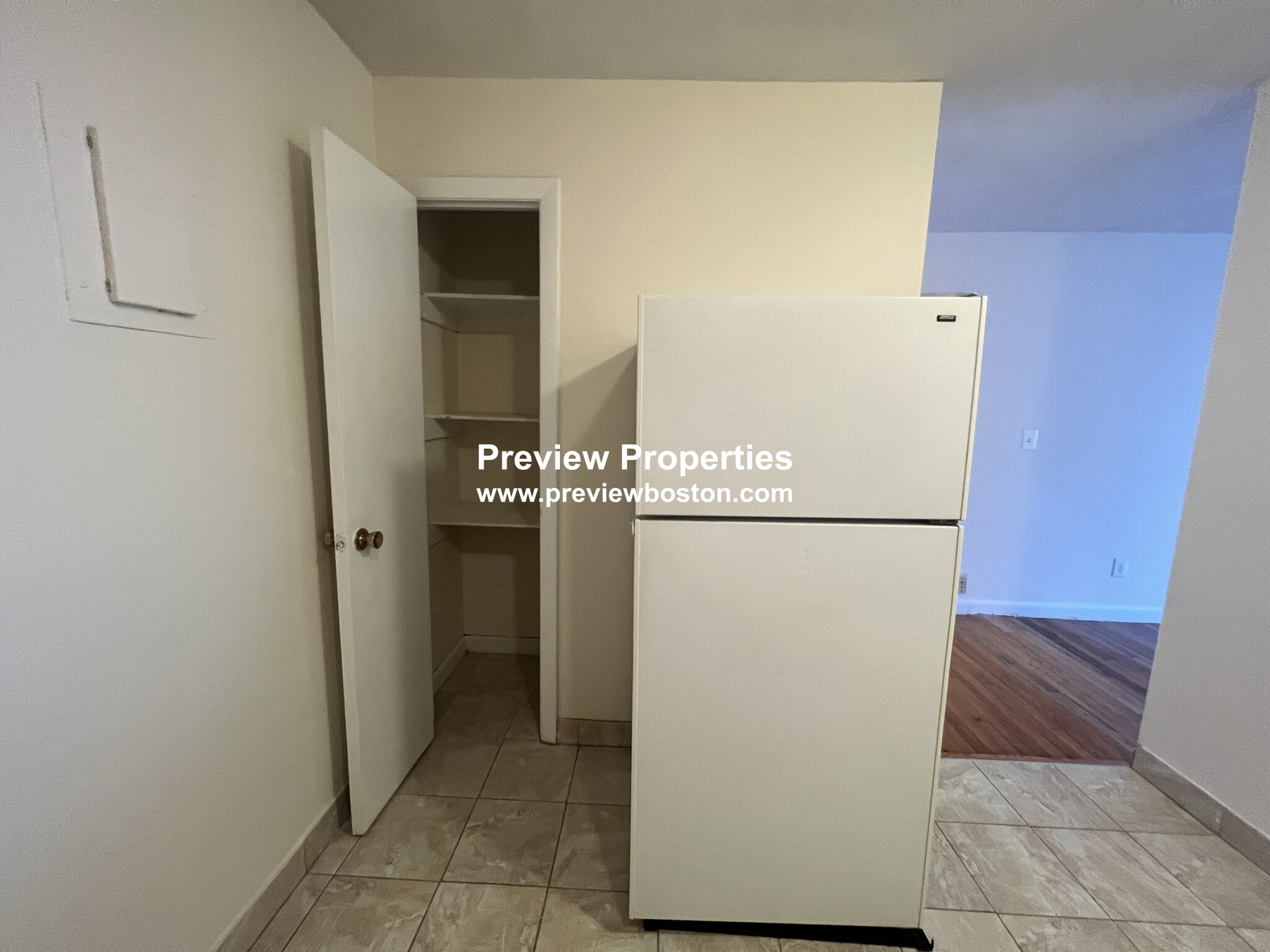 75 Gardner St, Allston