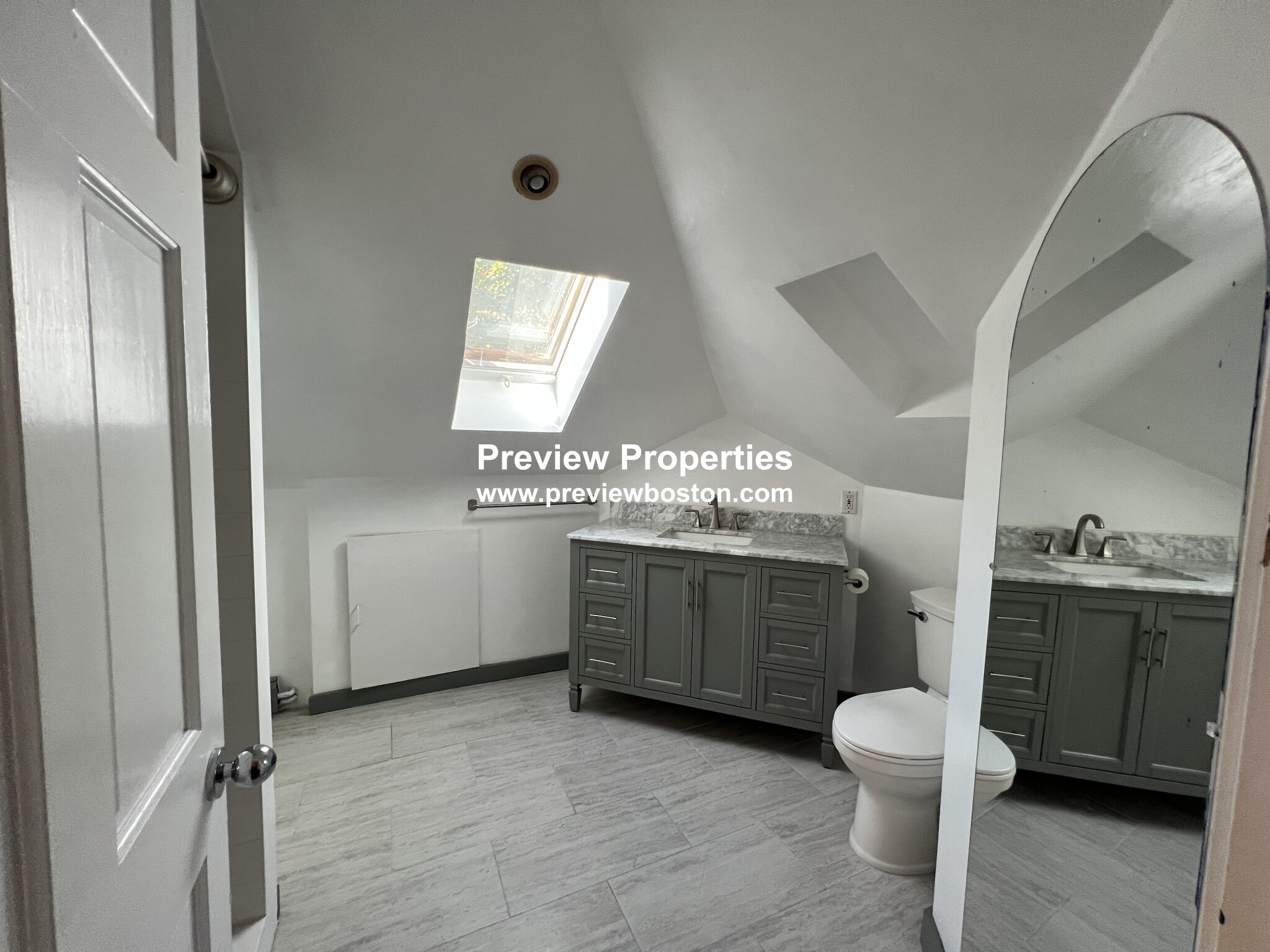 9 Addington Rd, Brookline Hills