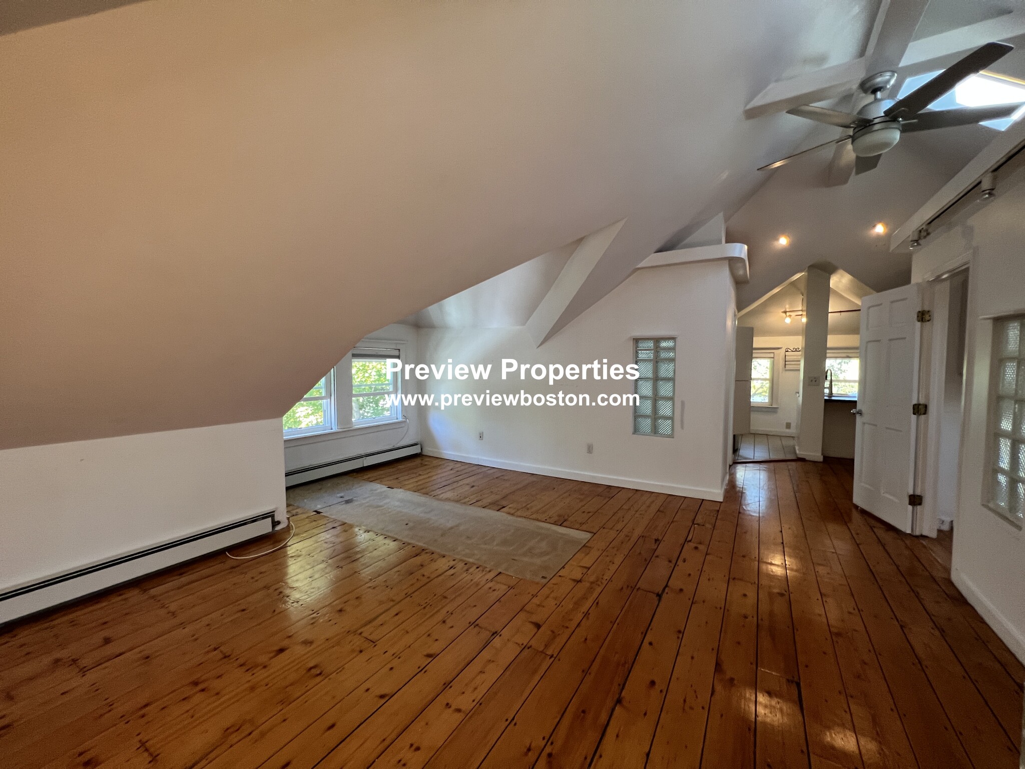 9 Addington Rd, Brookline Hills