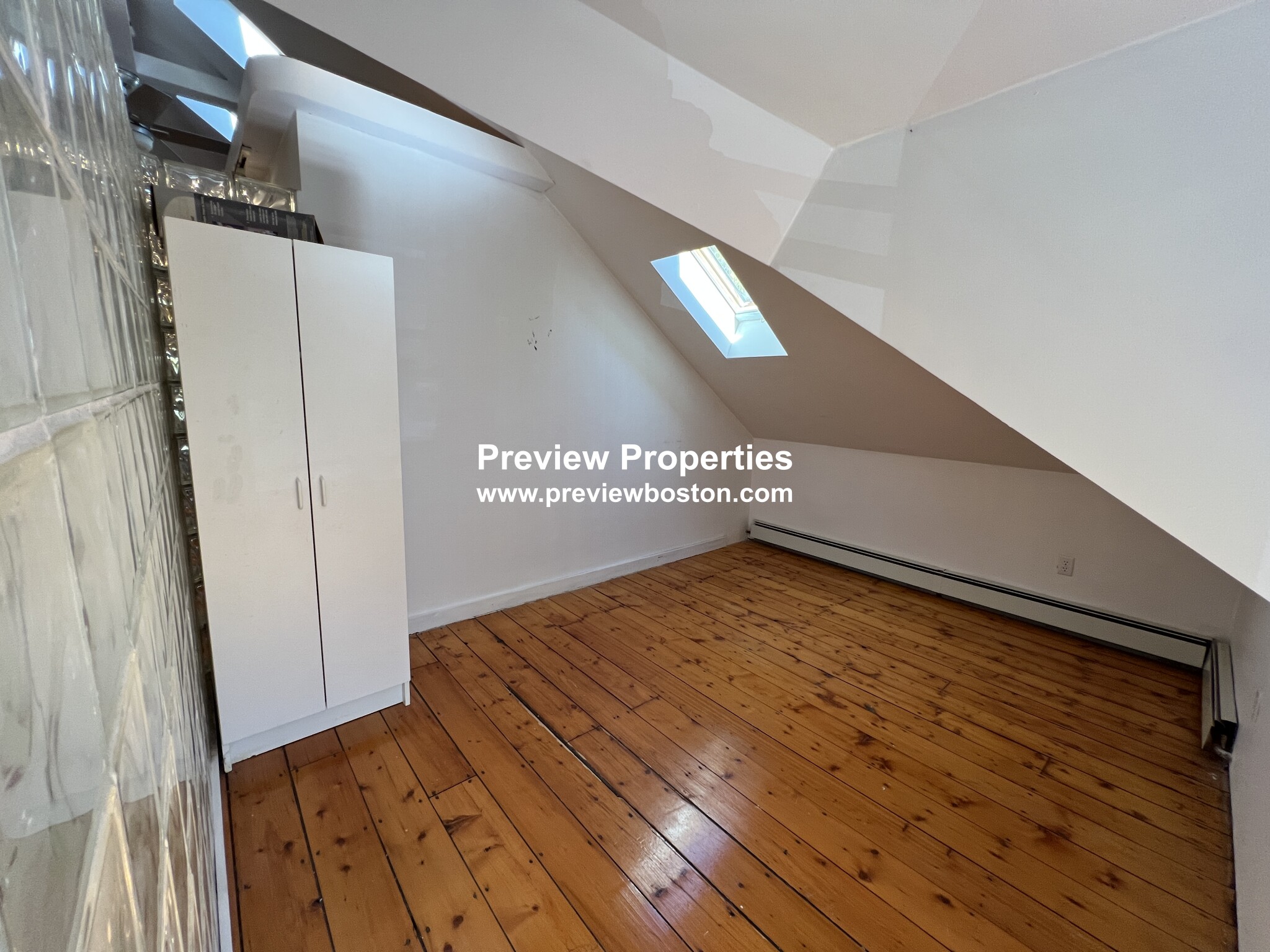 9 Addington Rd, Brookline Hills