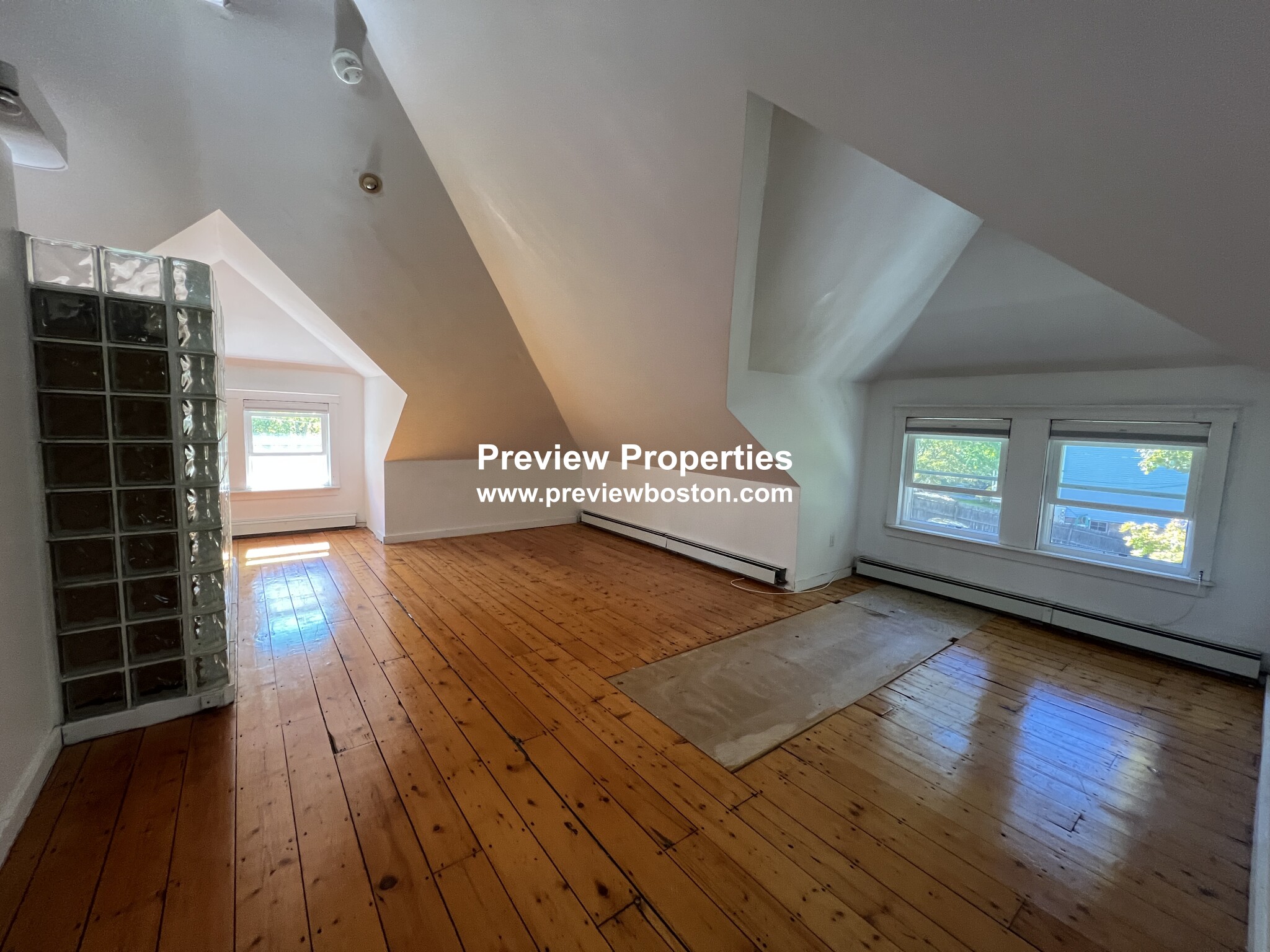 9 Addington Rd, Brookline Hills