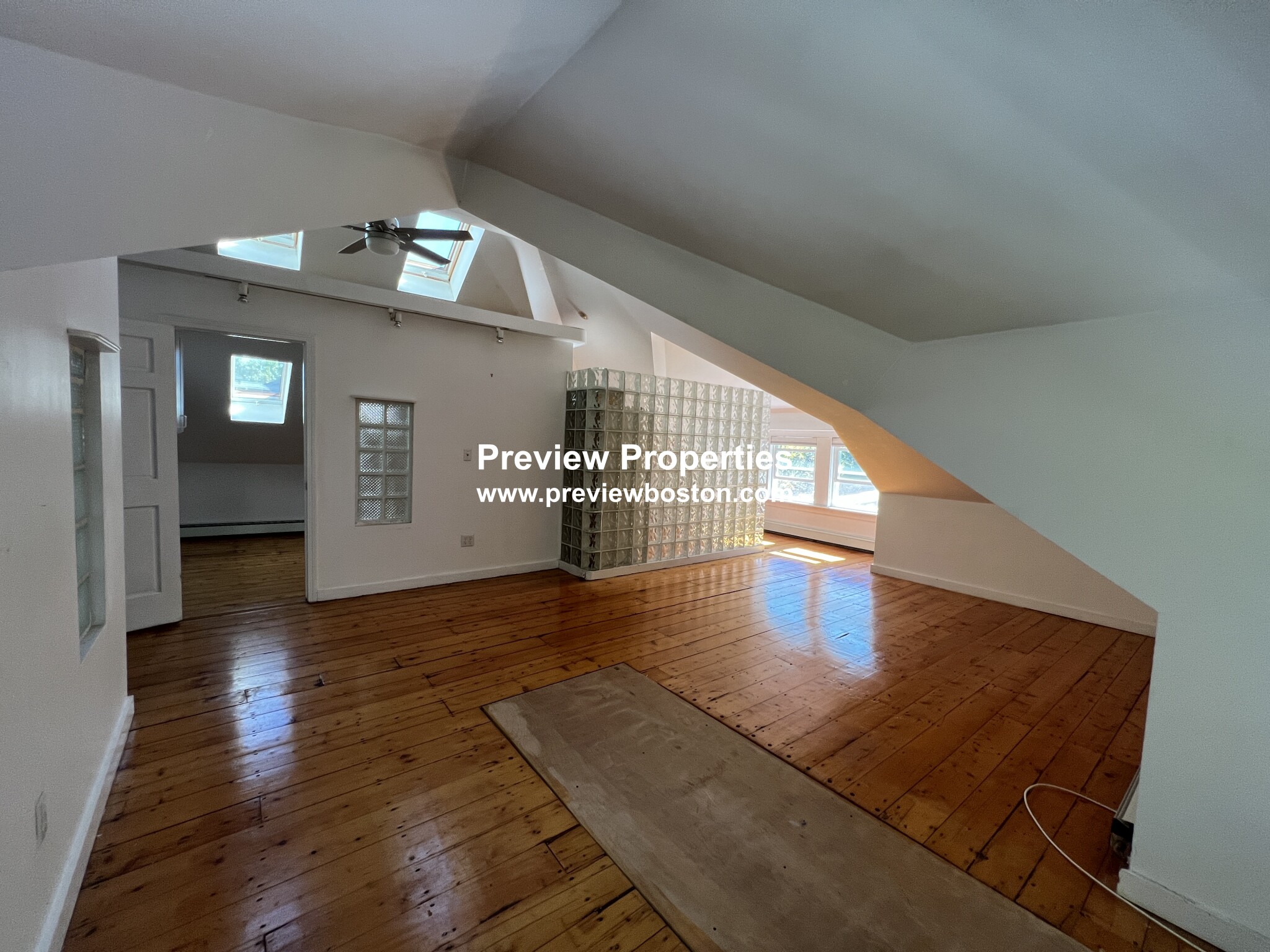 9 Addington Rd, Brookline Hills