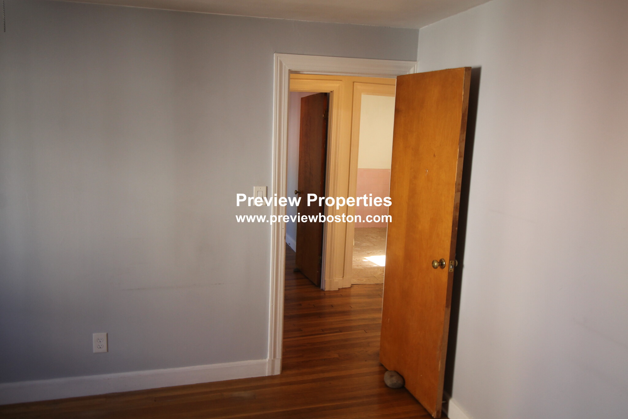 14 Caltha Rd, Chestnut Hill