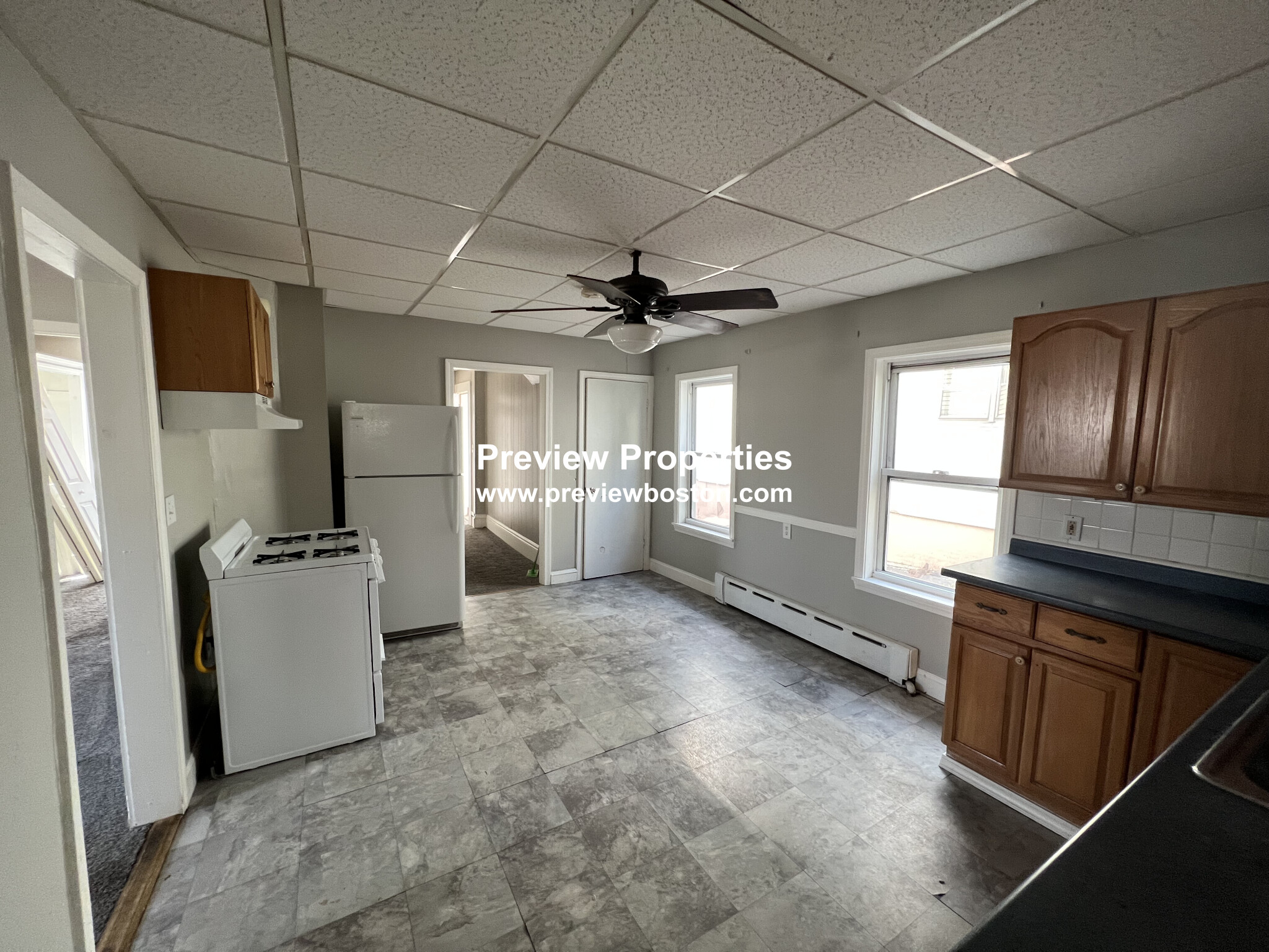 696 Broadway, Everett