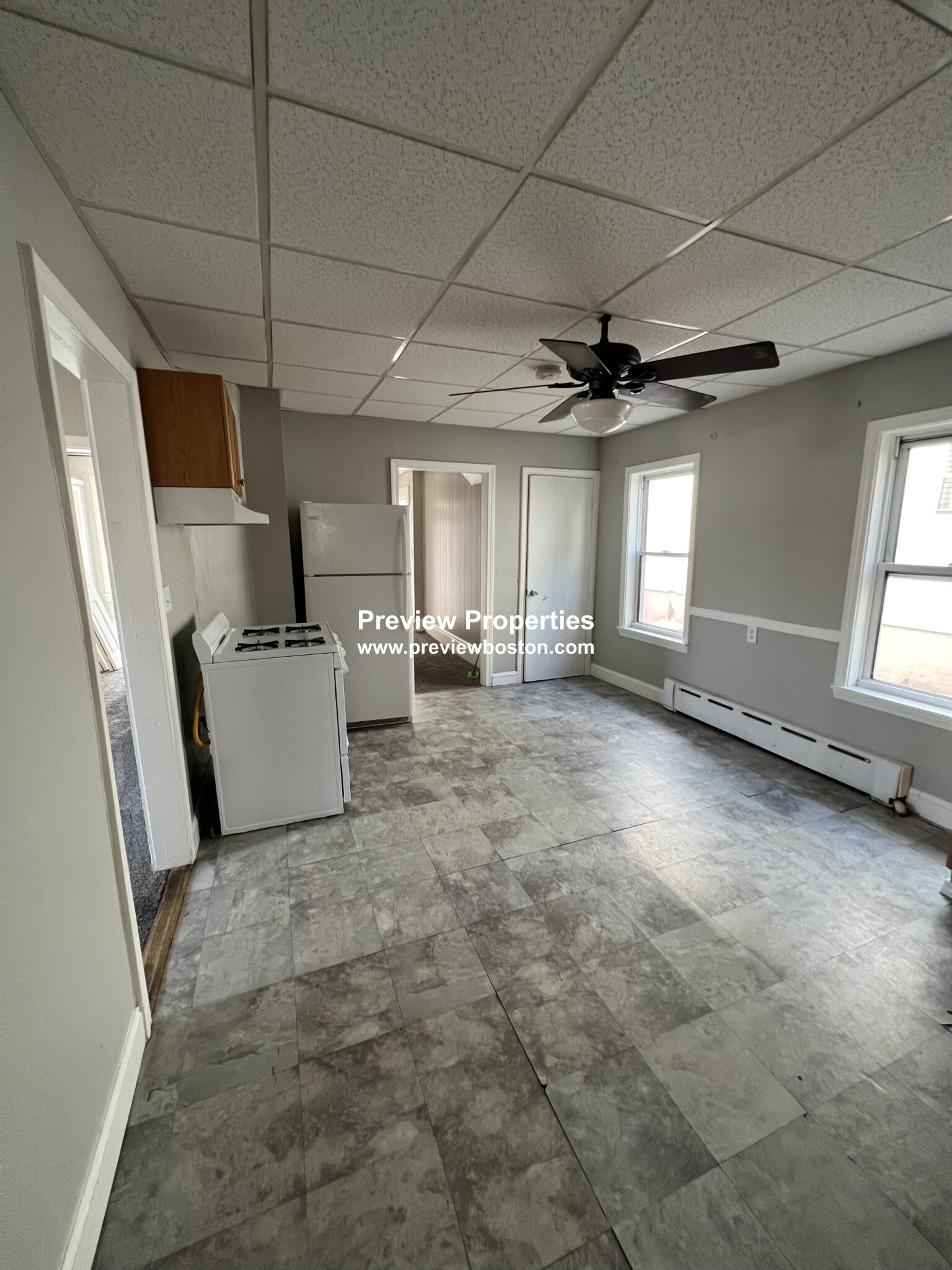 696 Broadway, Everett