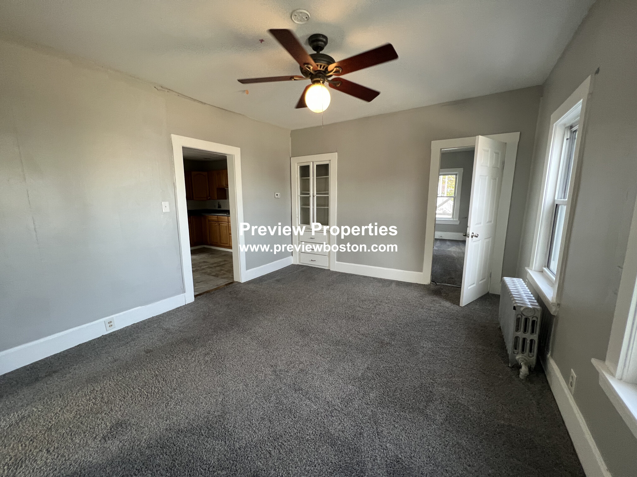 696 Broadway, Everett