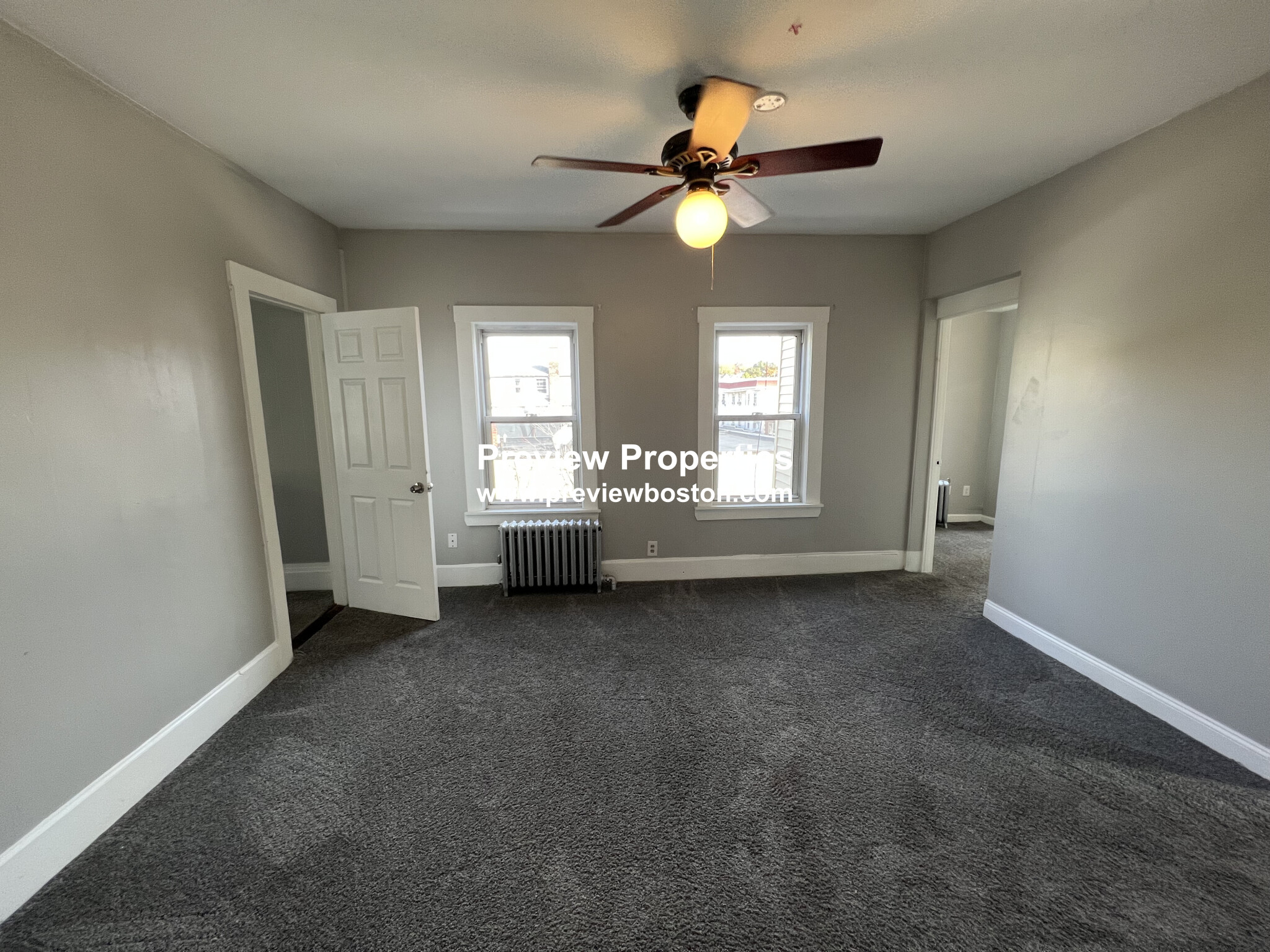 696 Broadway, Everett