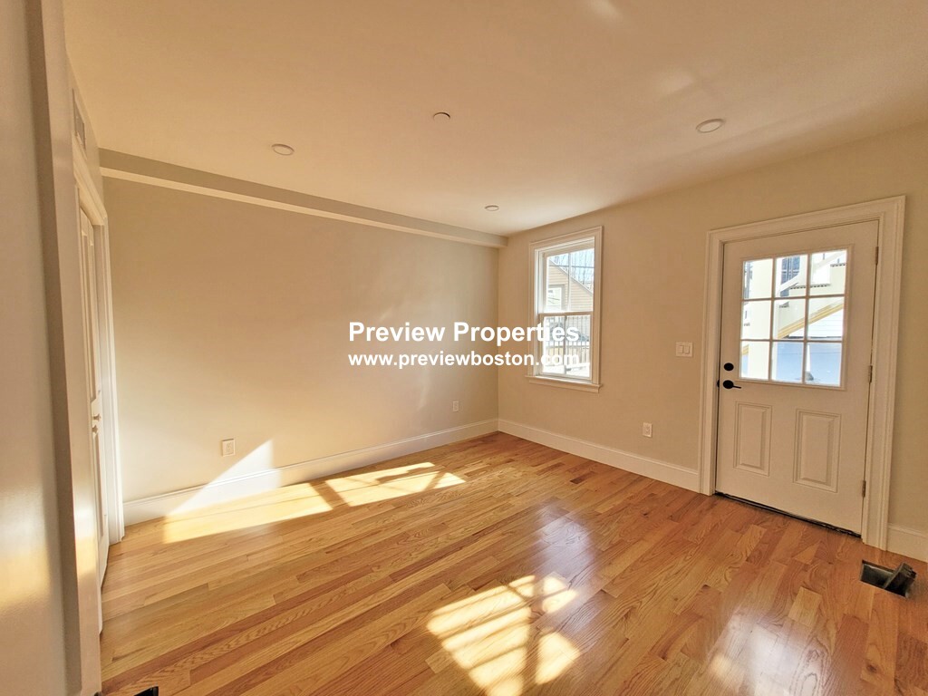 79 White St, East Boston