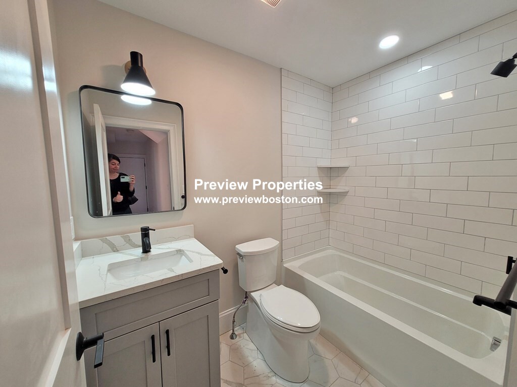 79 White St, East Boston