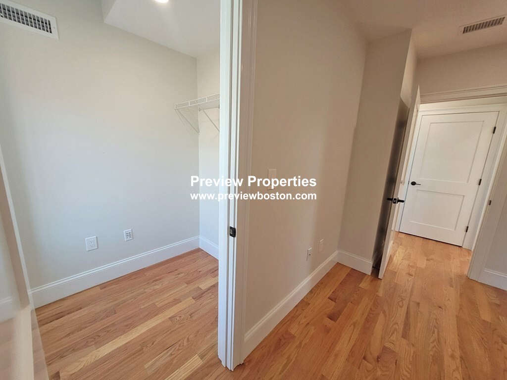 81 White St, East Boston