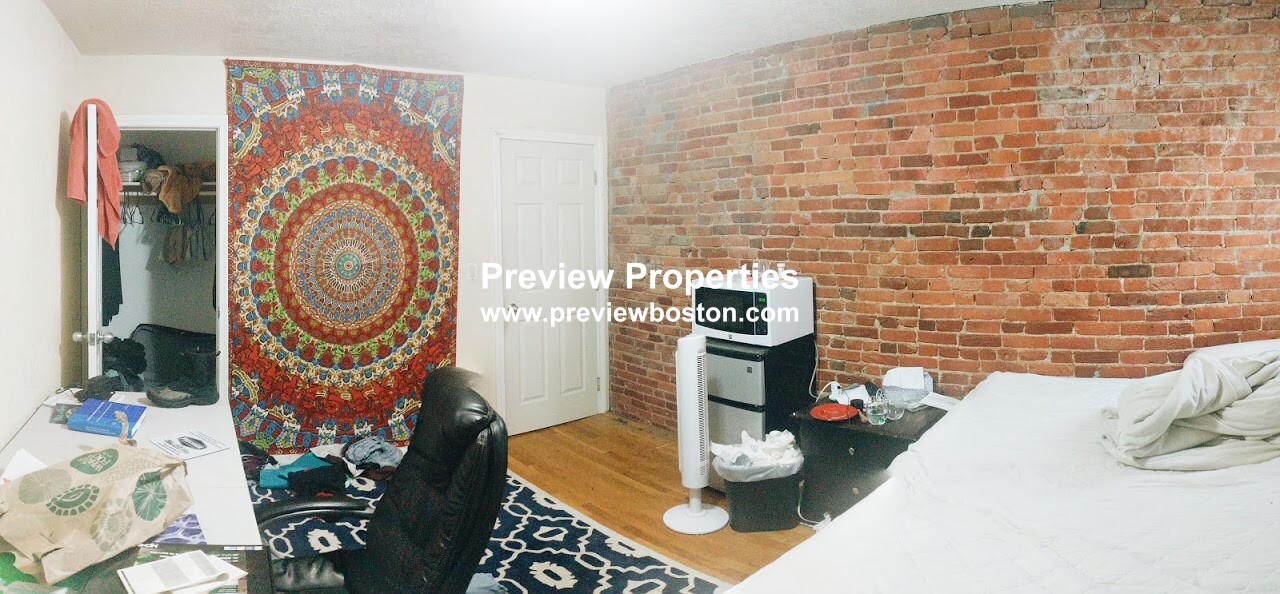 77 Hammond St, South End