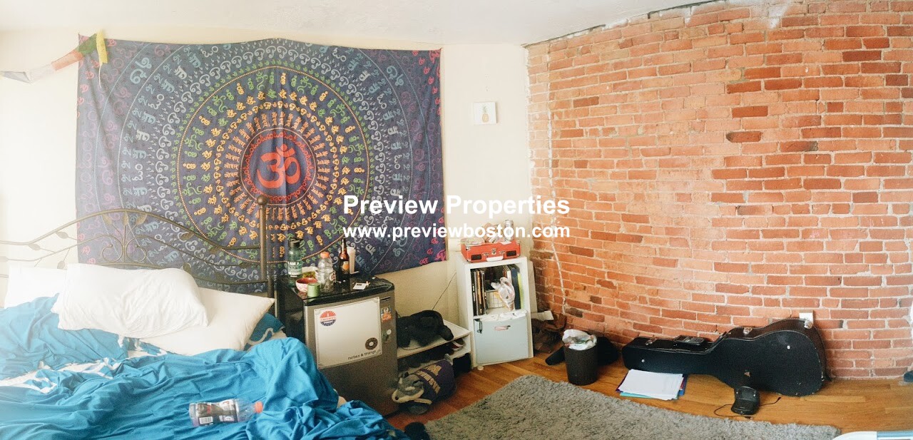 77 Hammond St, South End