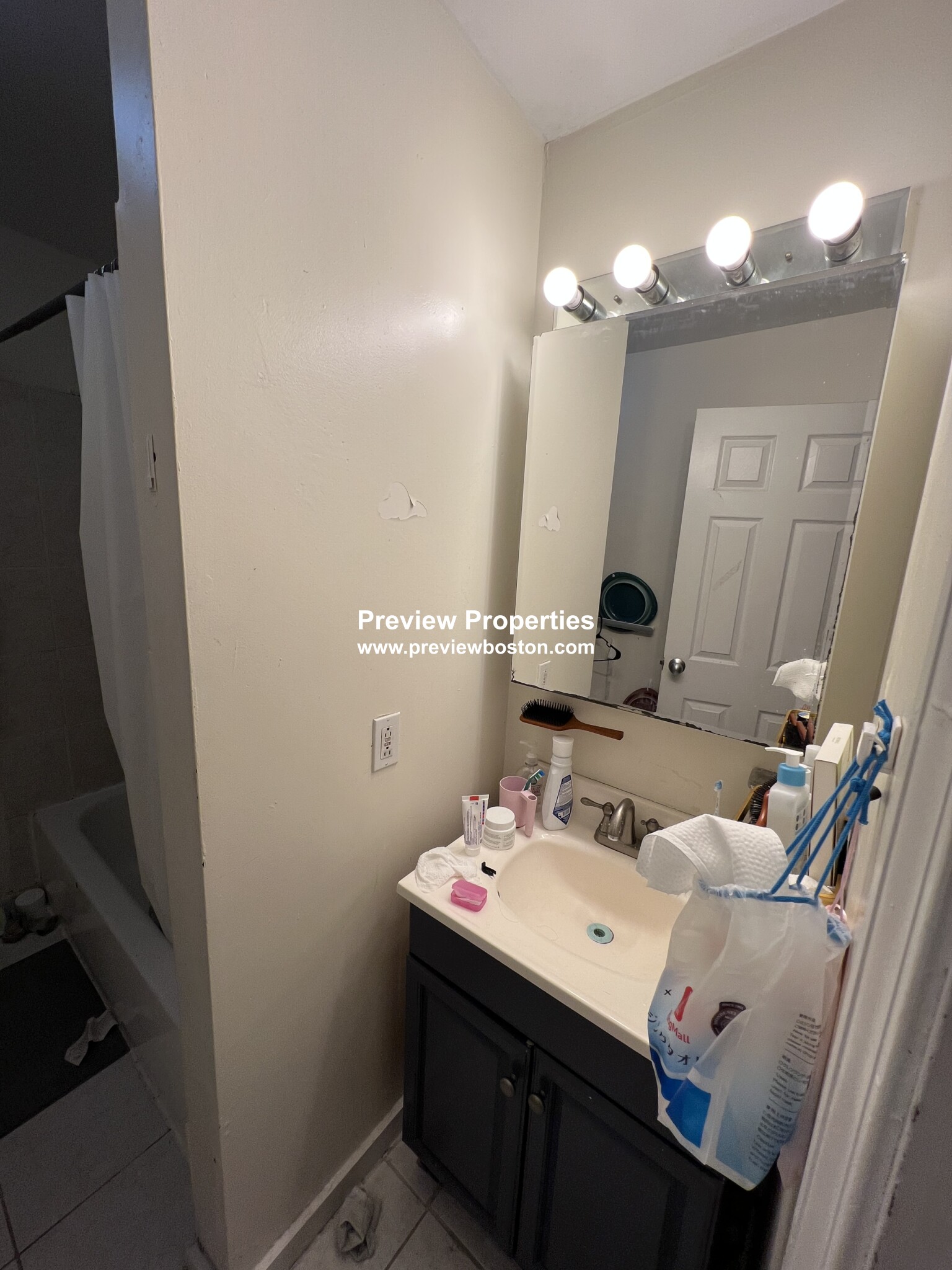 77 Hammond St, South End