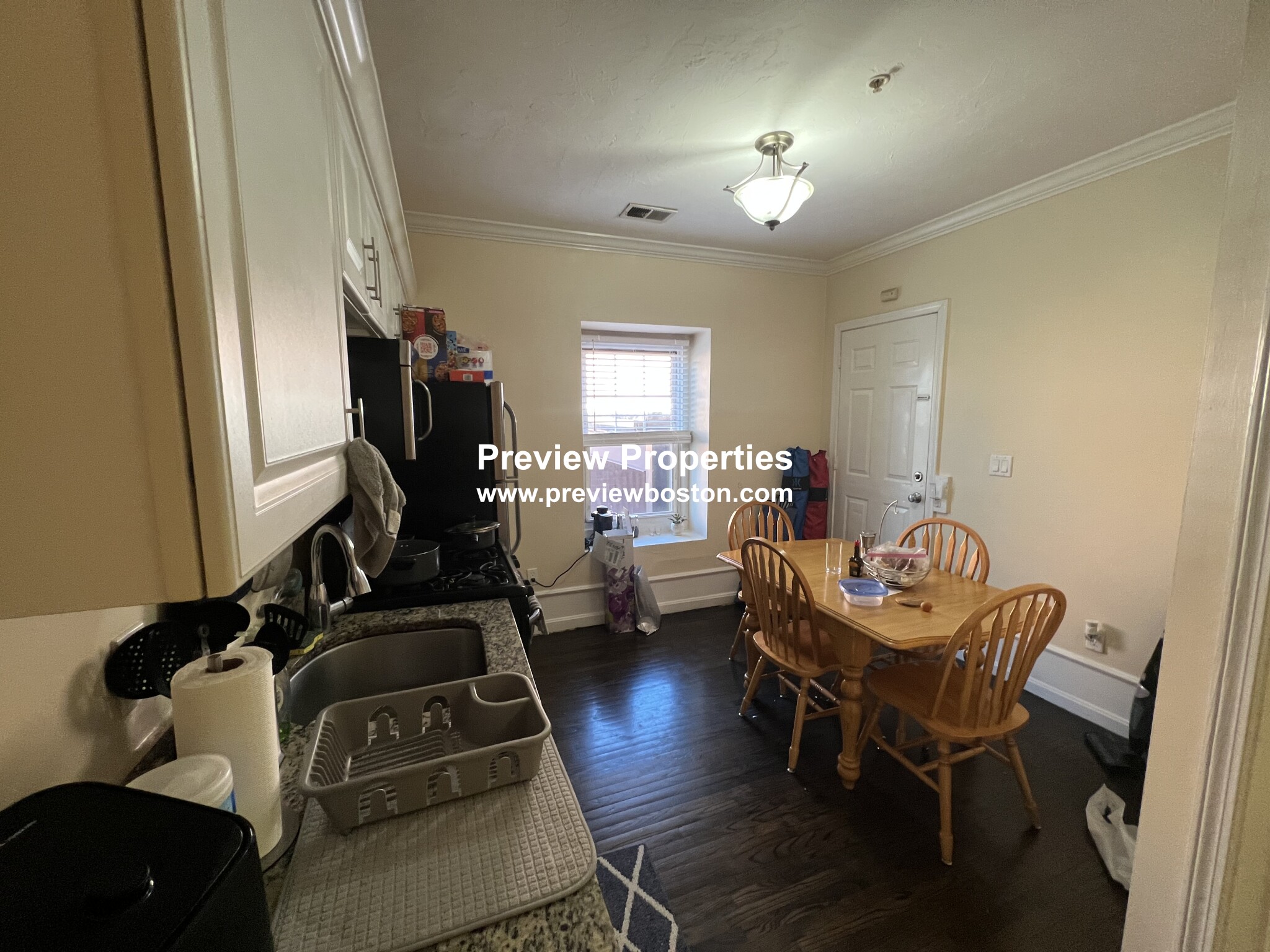 712 Shawmut Ave, South End