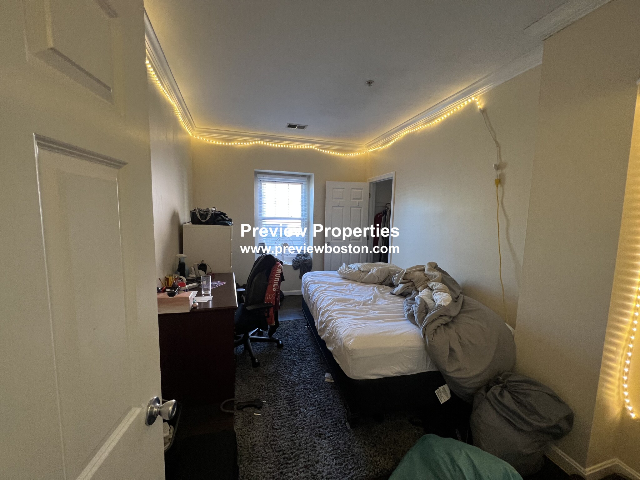 712 Shawmut Ave, South End